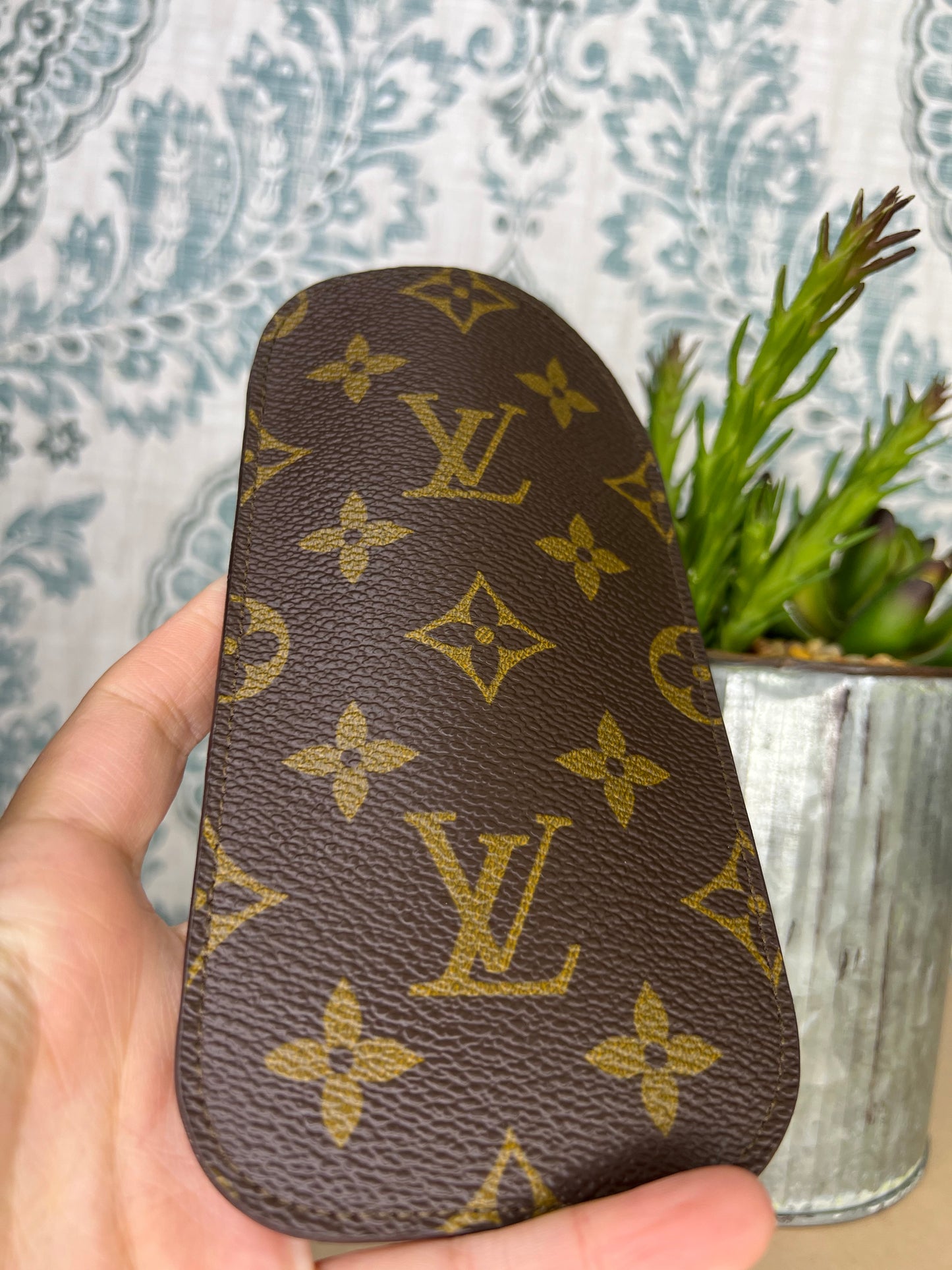Louis Vuitton Etui Lunette Glasses Case