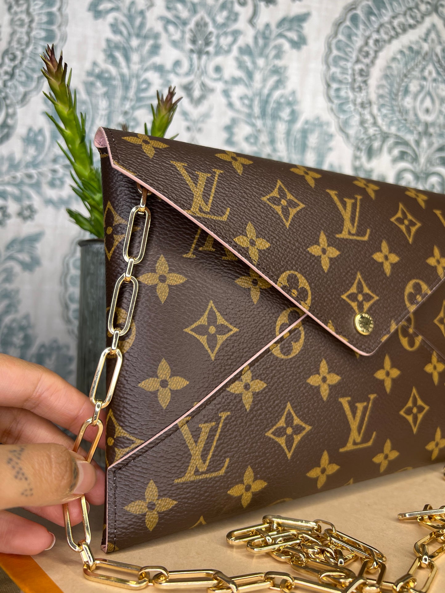Louis Vuitton Large Kirigami Pochette