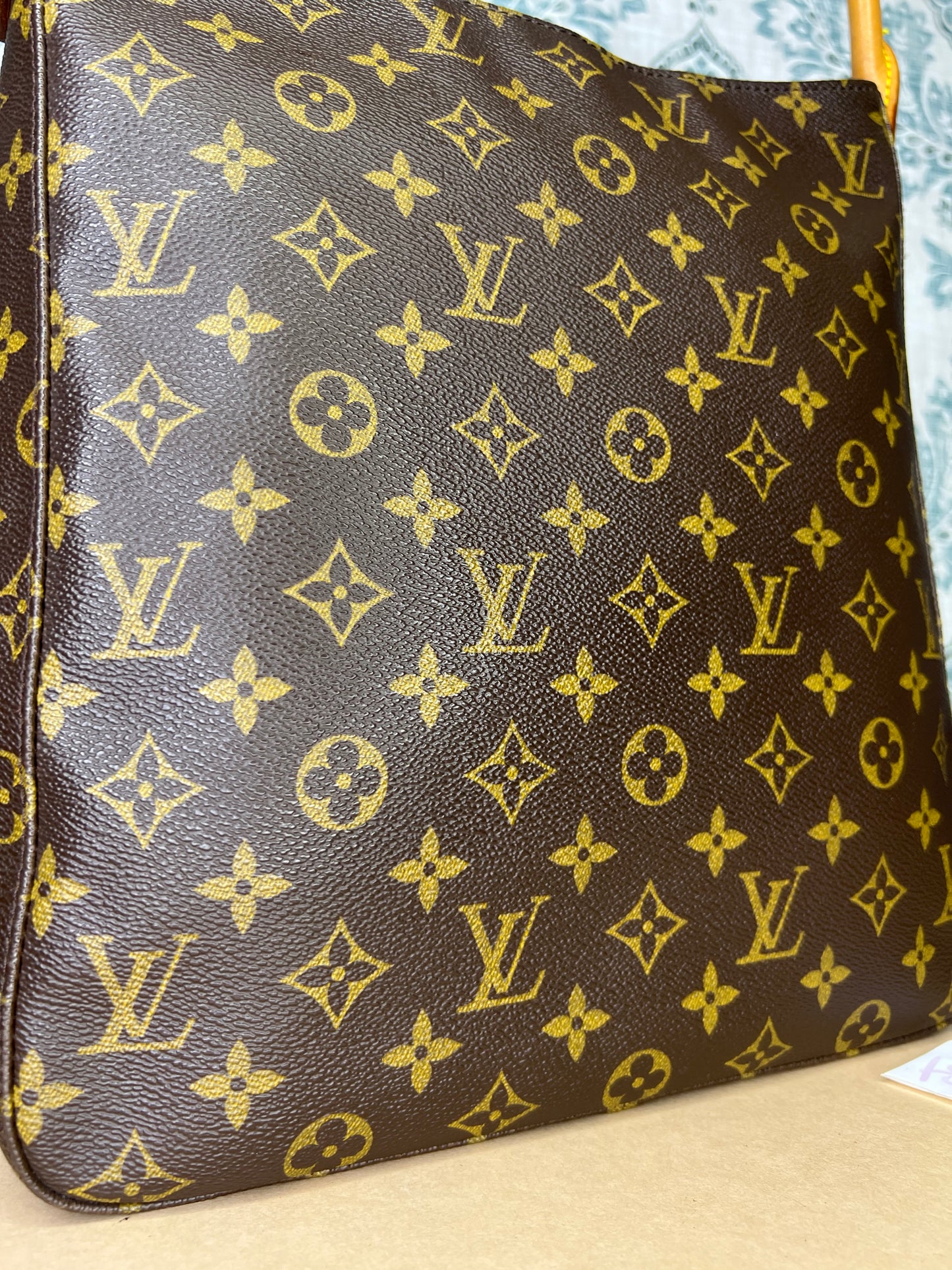 Louis Vuitton Looping GM