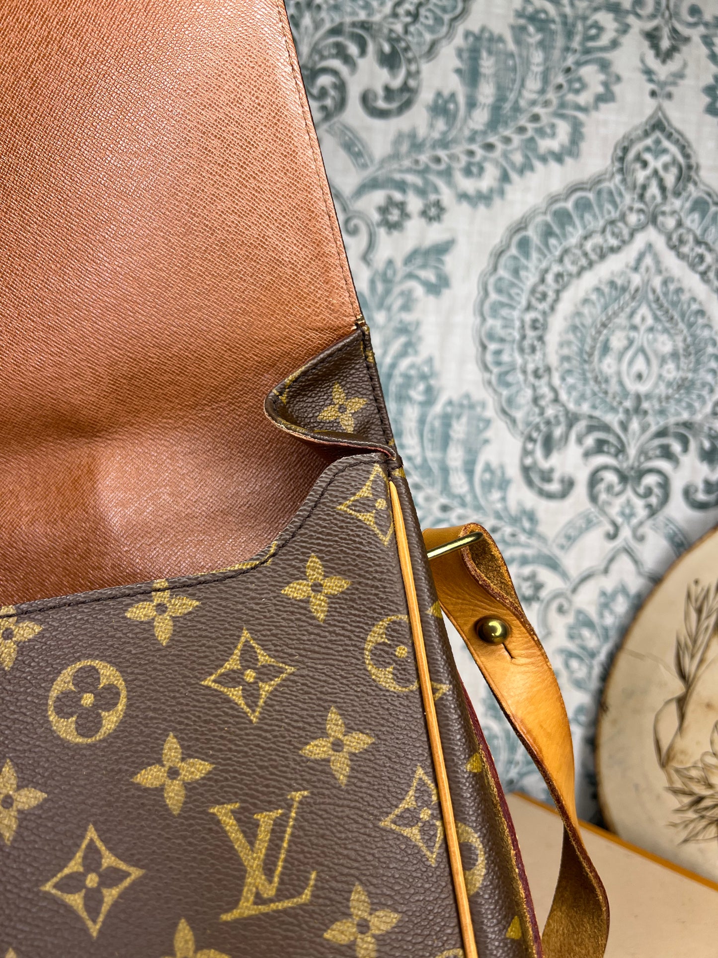 Louis Vuitton Cartouchiere GM
