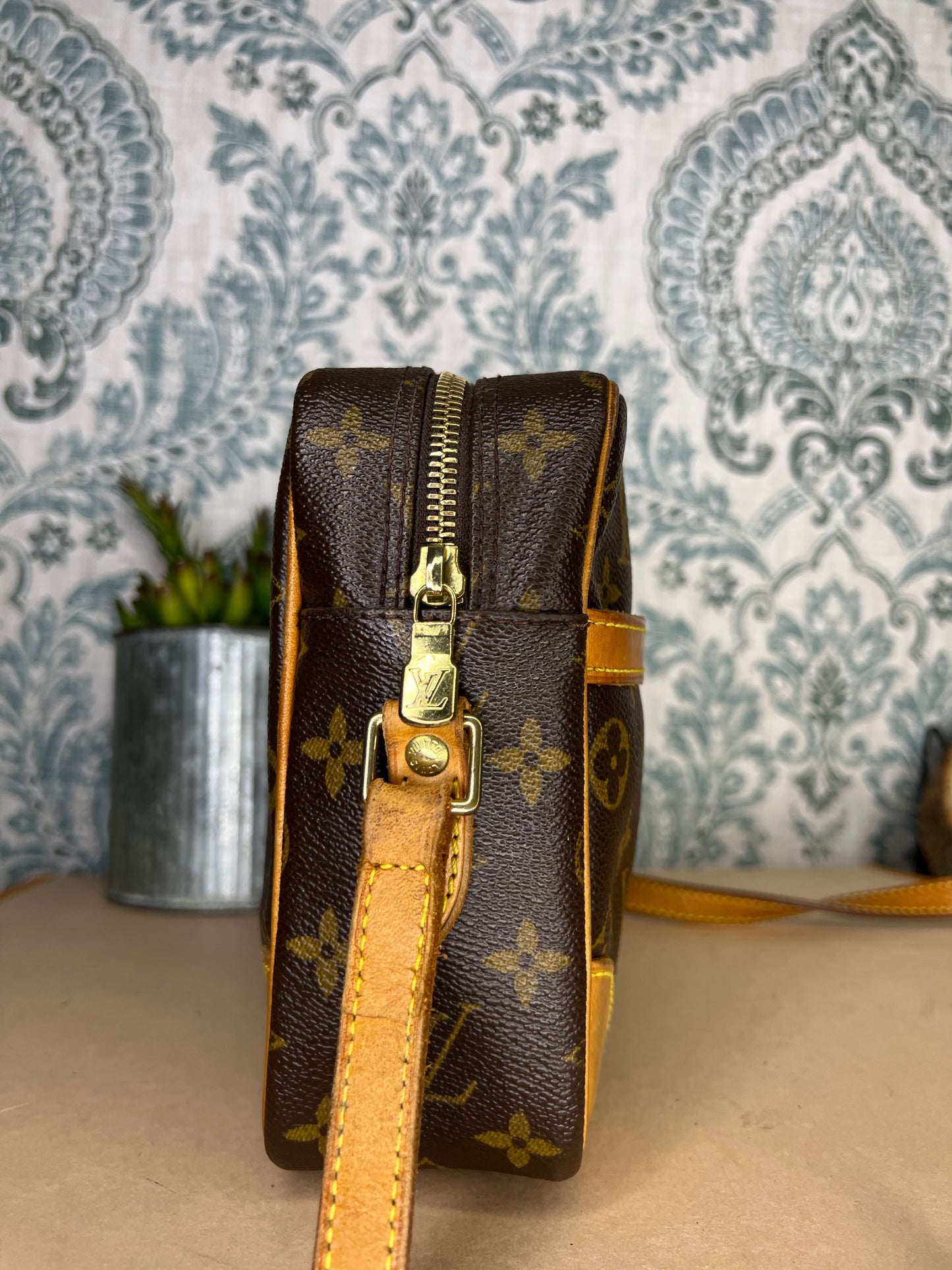 Louis Vuitton Trocadero 27