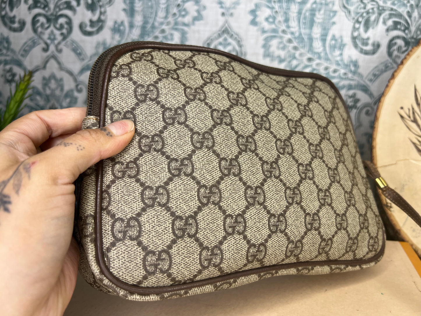 Gucci Supreme Vintage Purse