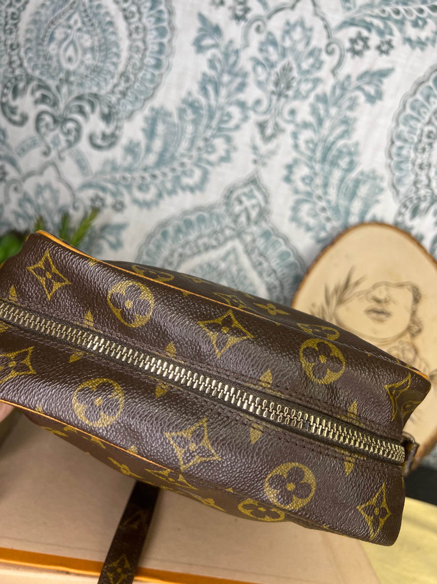 Louis Vuitton Danube MM