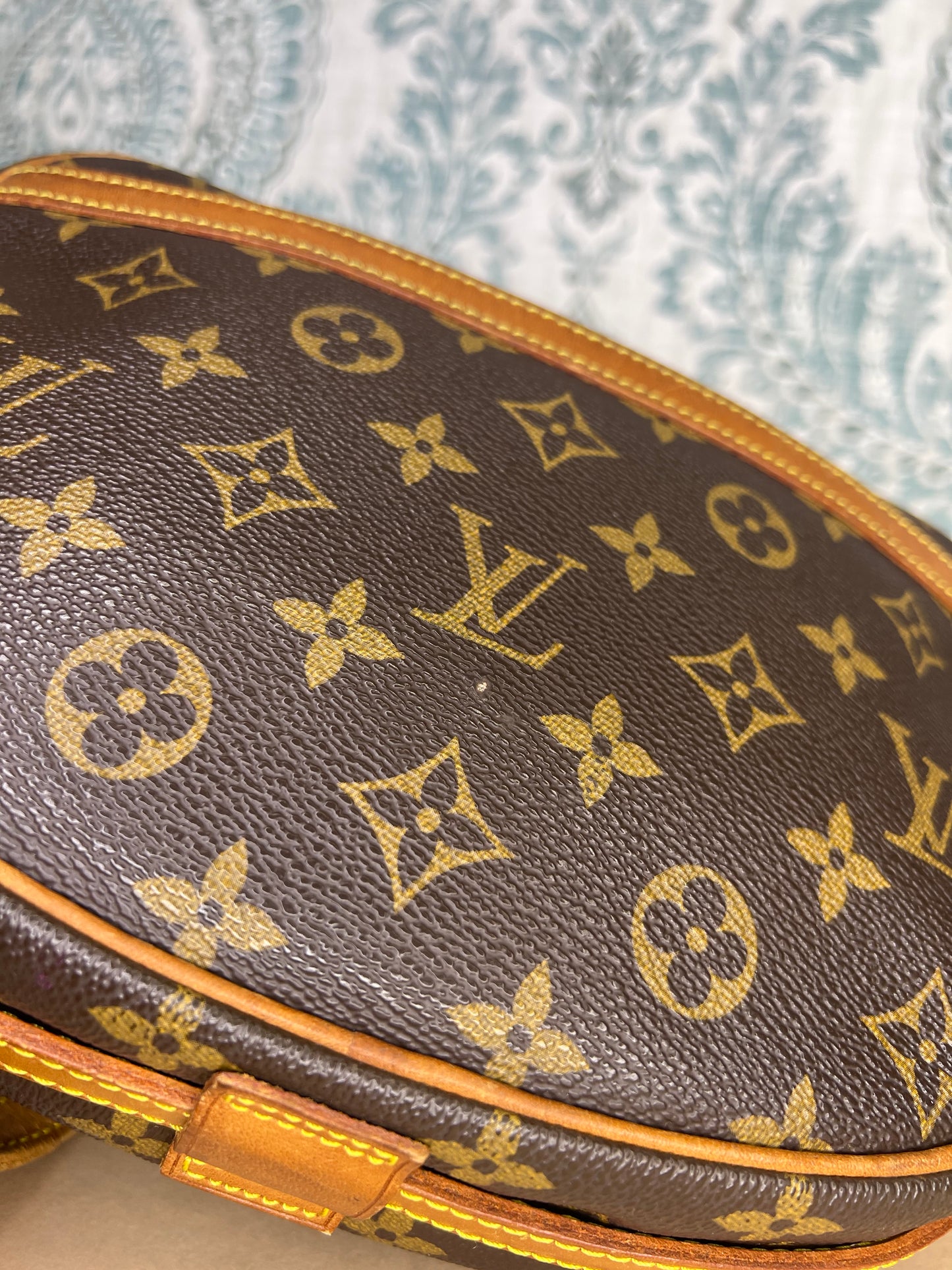 Louis Vuitton Jeune Fille MM