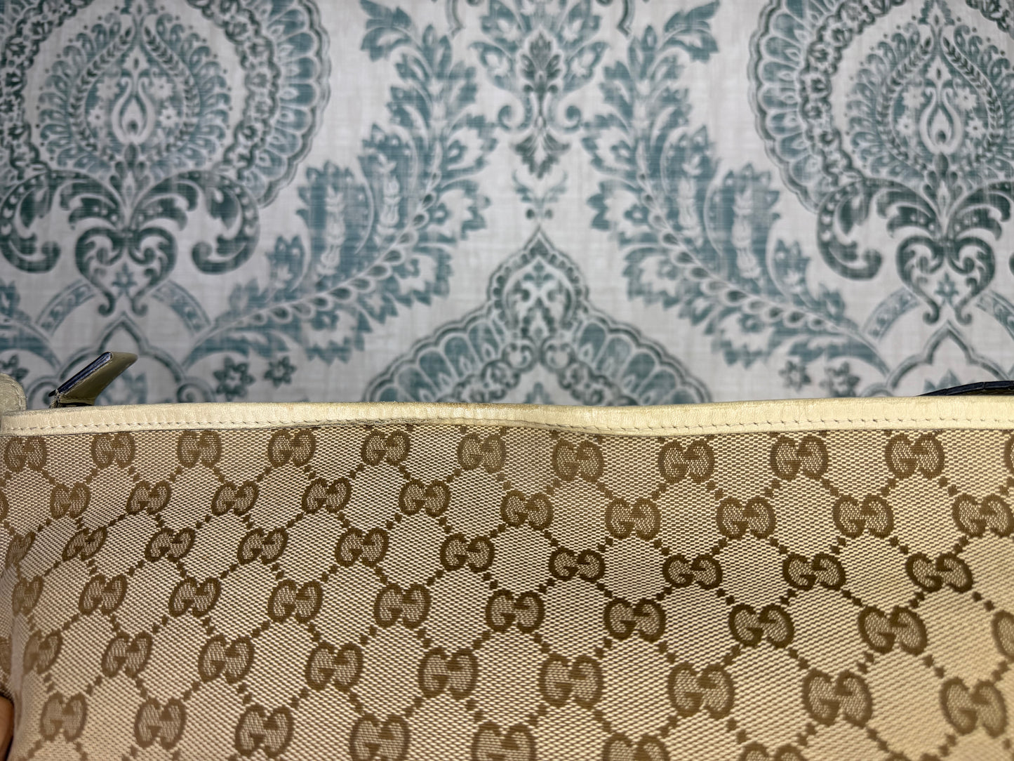 Gucci Canvas GG Beige Crossbody