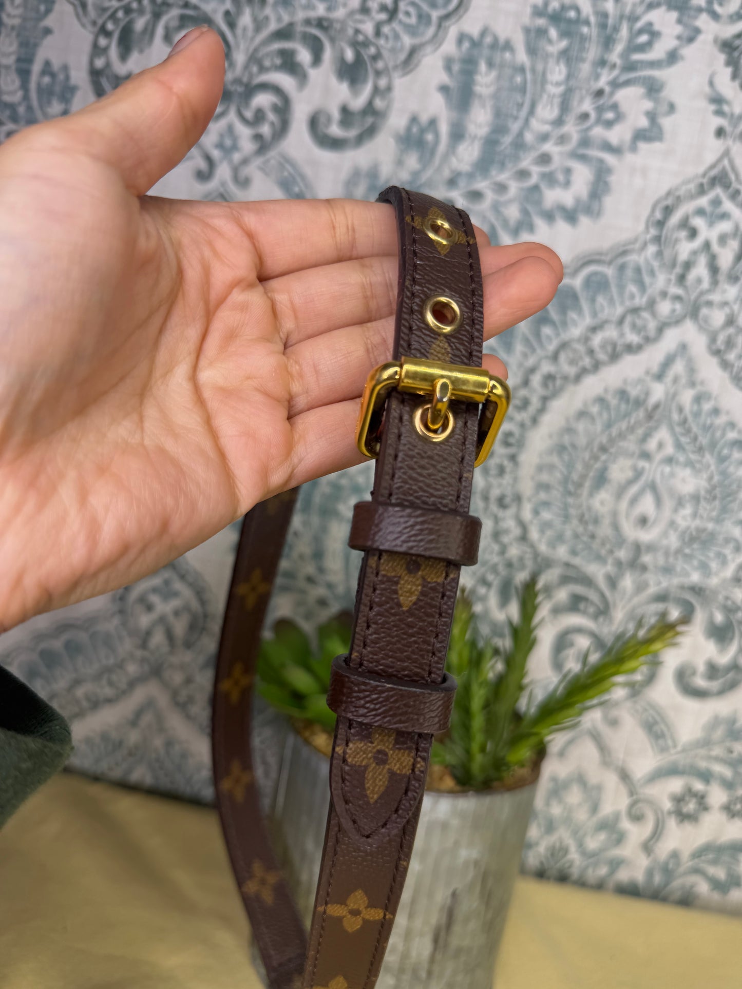 Louis Vuitton Monogram Short Shoulder Strap