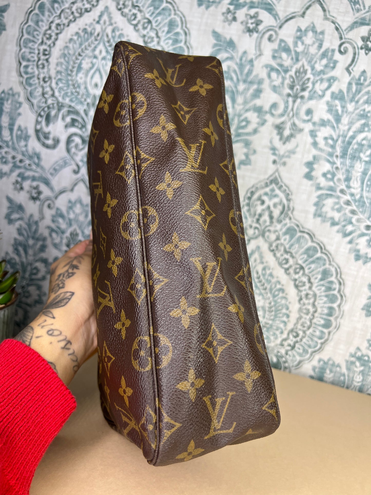 Louis Vuitton Trousse 28