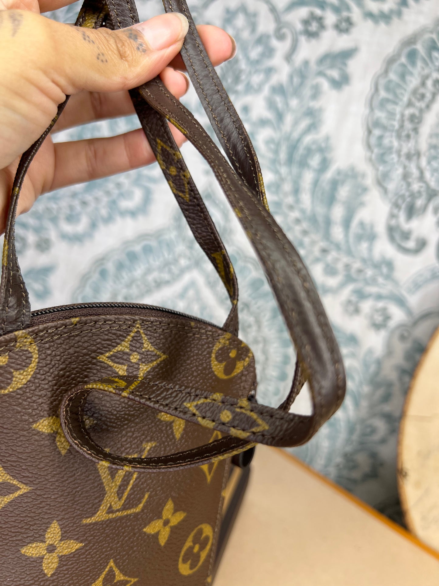 Louis Vuitton Pochette Secret