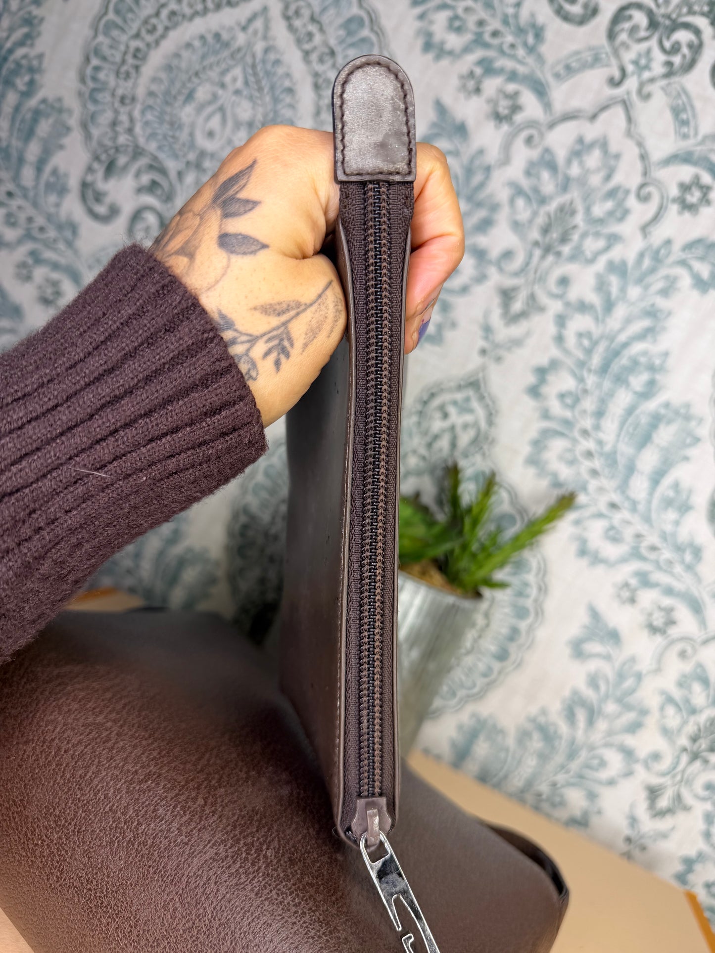 Gucci Vintage Brown Handbag with Pouch