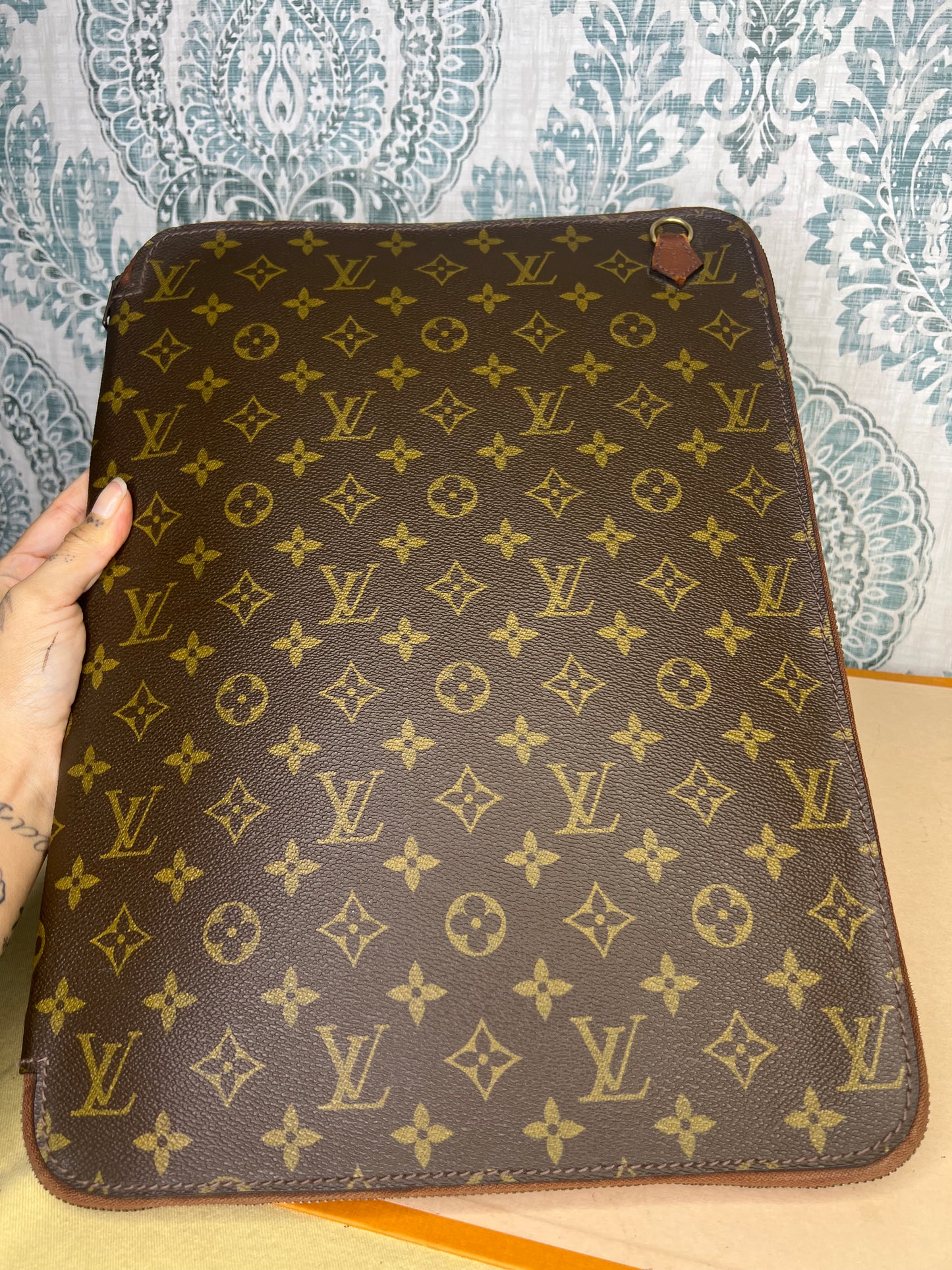 Louis Vuitton Portfolio Vintage Case