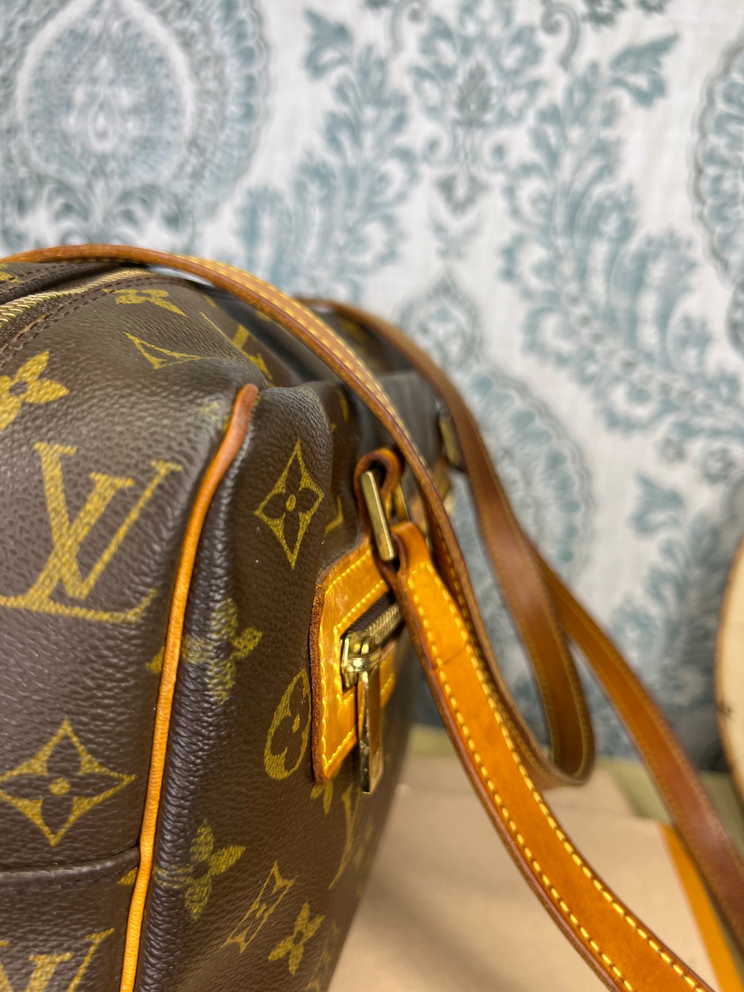 Louis Vuitton Cite GM
