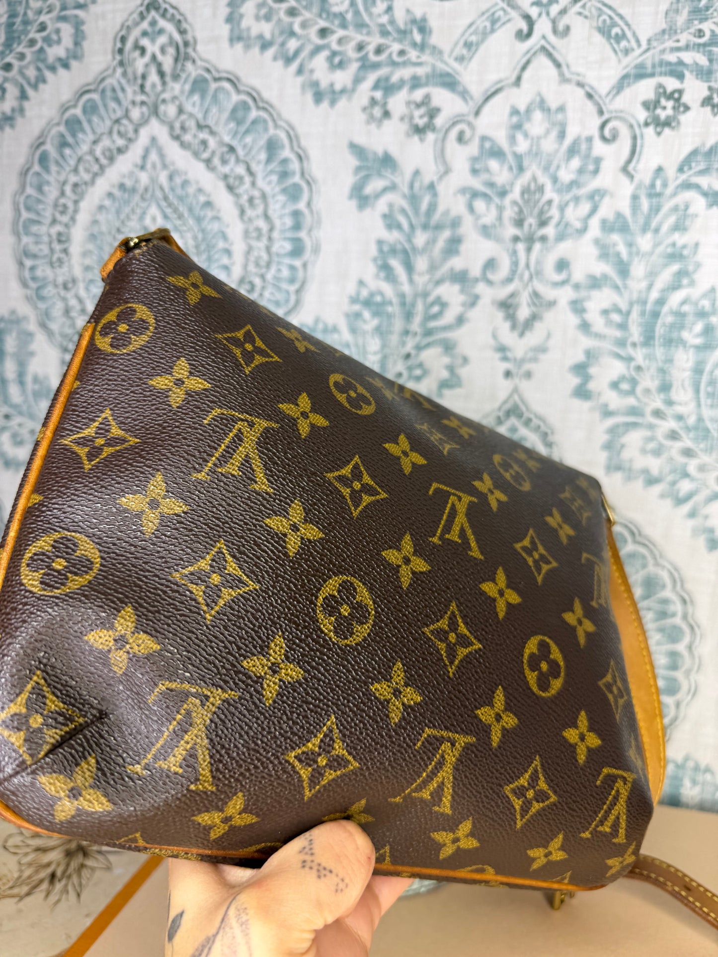Louis Vuitton Musette Tango (short strap version)