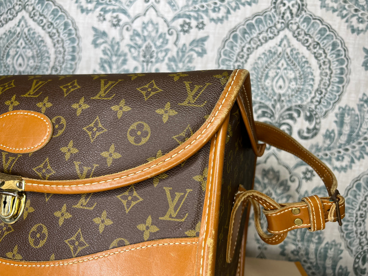 Louis Vuitton French Company Vintage Train Case / Cosmetic Case