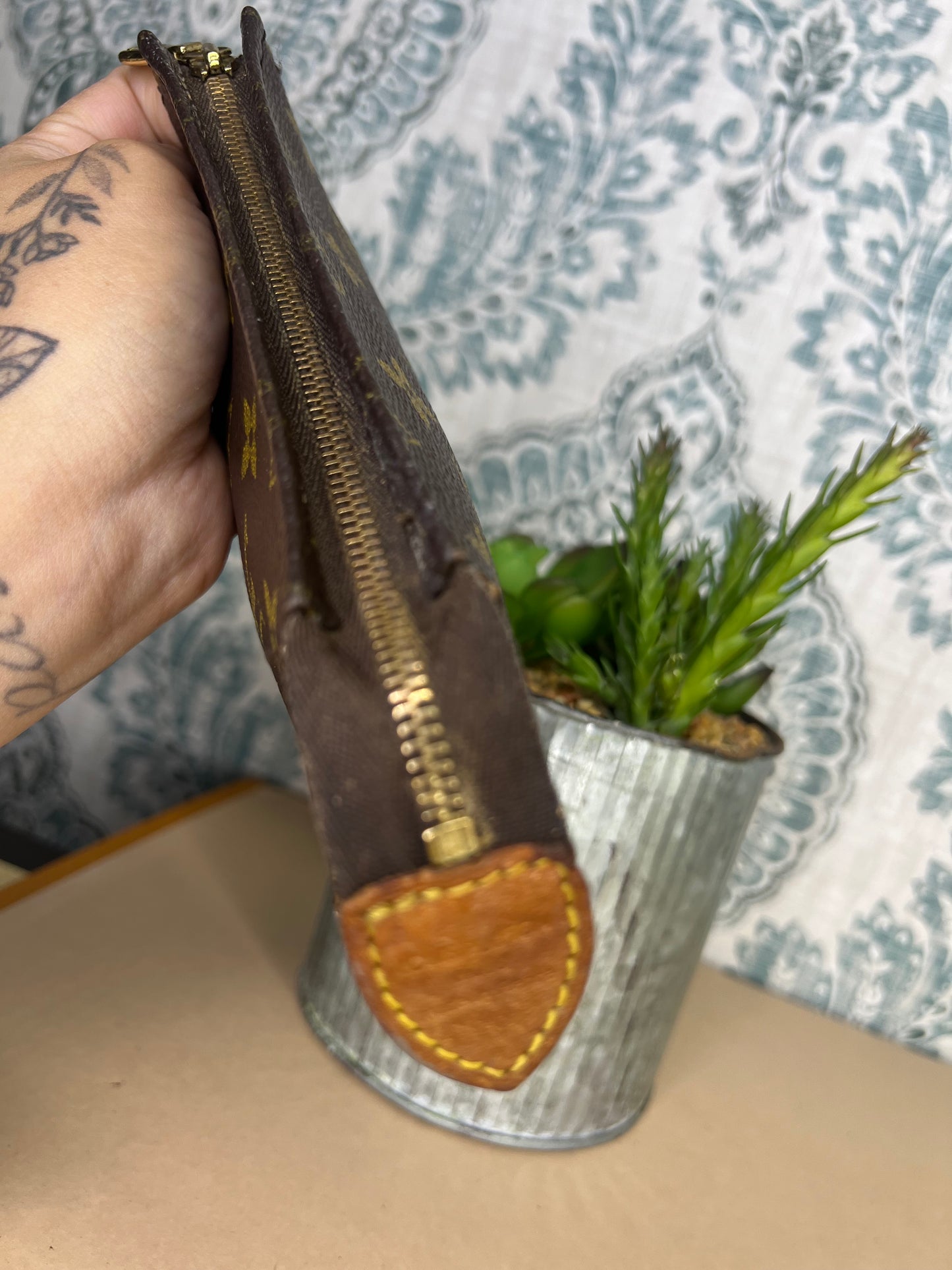 Louis Vuitton Toiletry 15