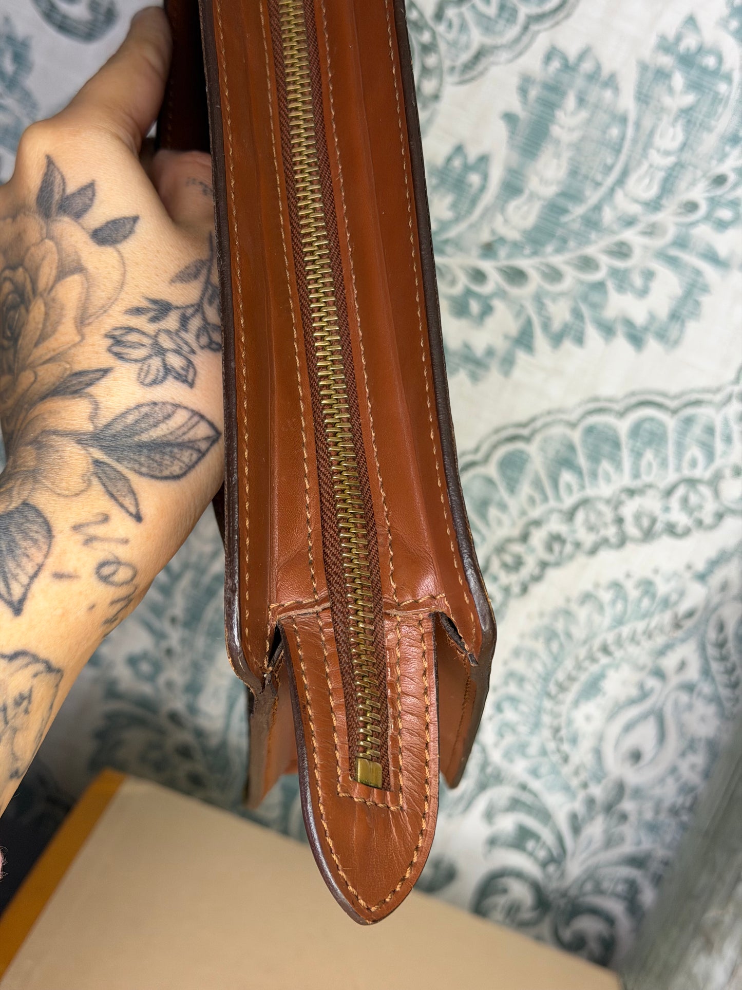 Louis Vuitton Pochette Homme Clutch