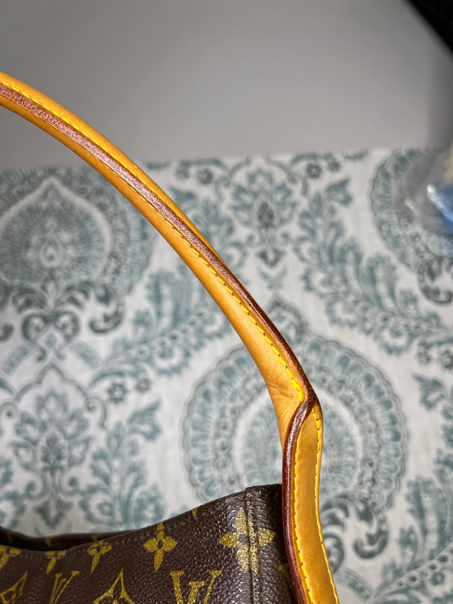 Louis Vuitton Looping GM