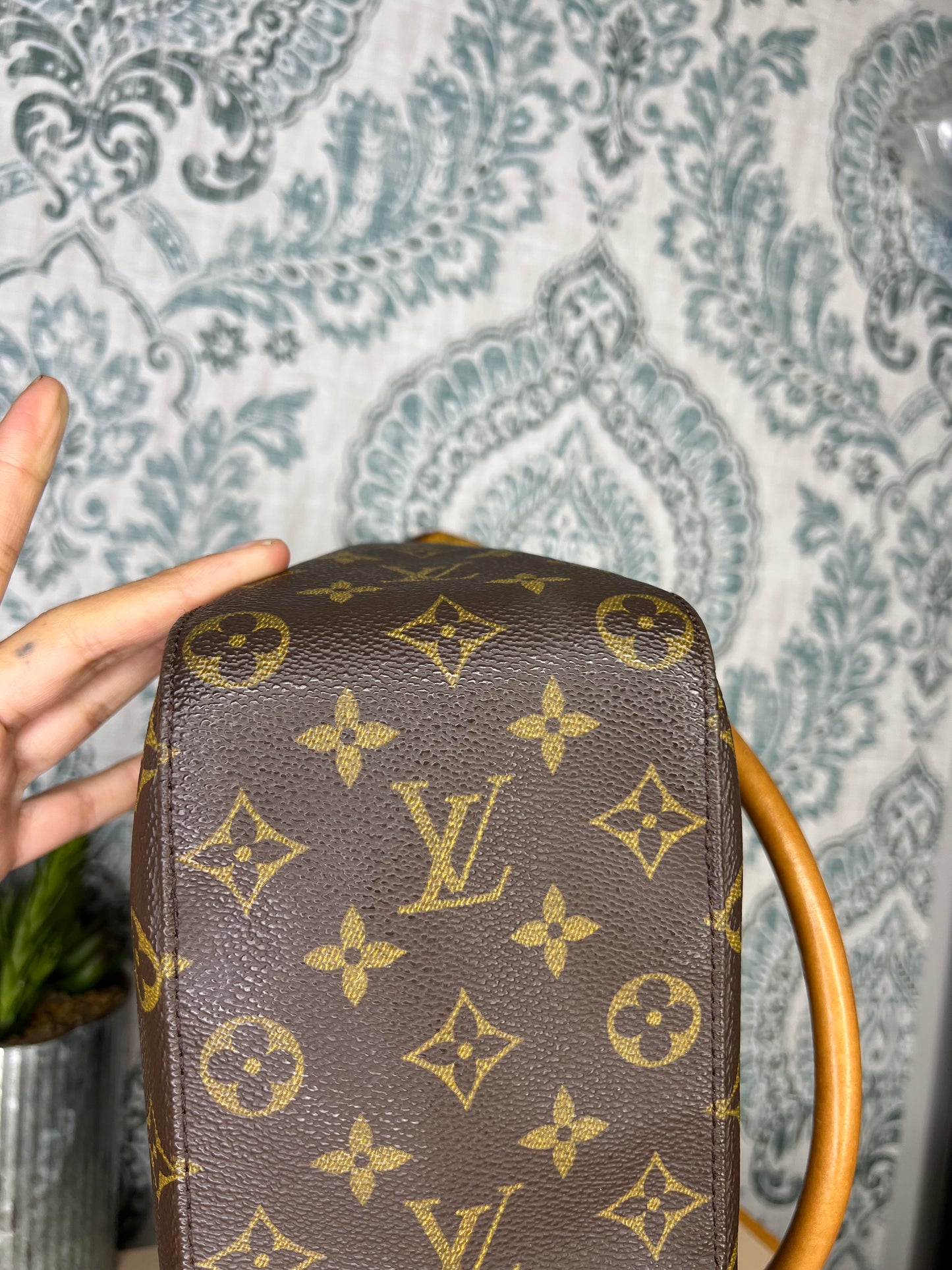 Louis Vuitton Looping GM