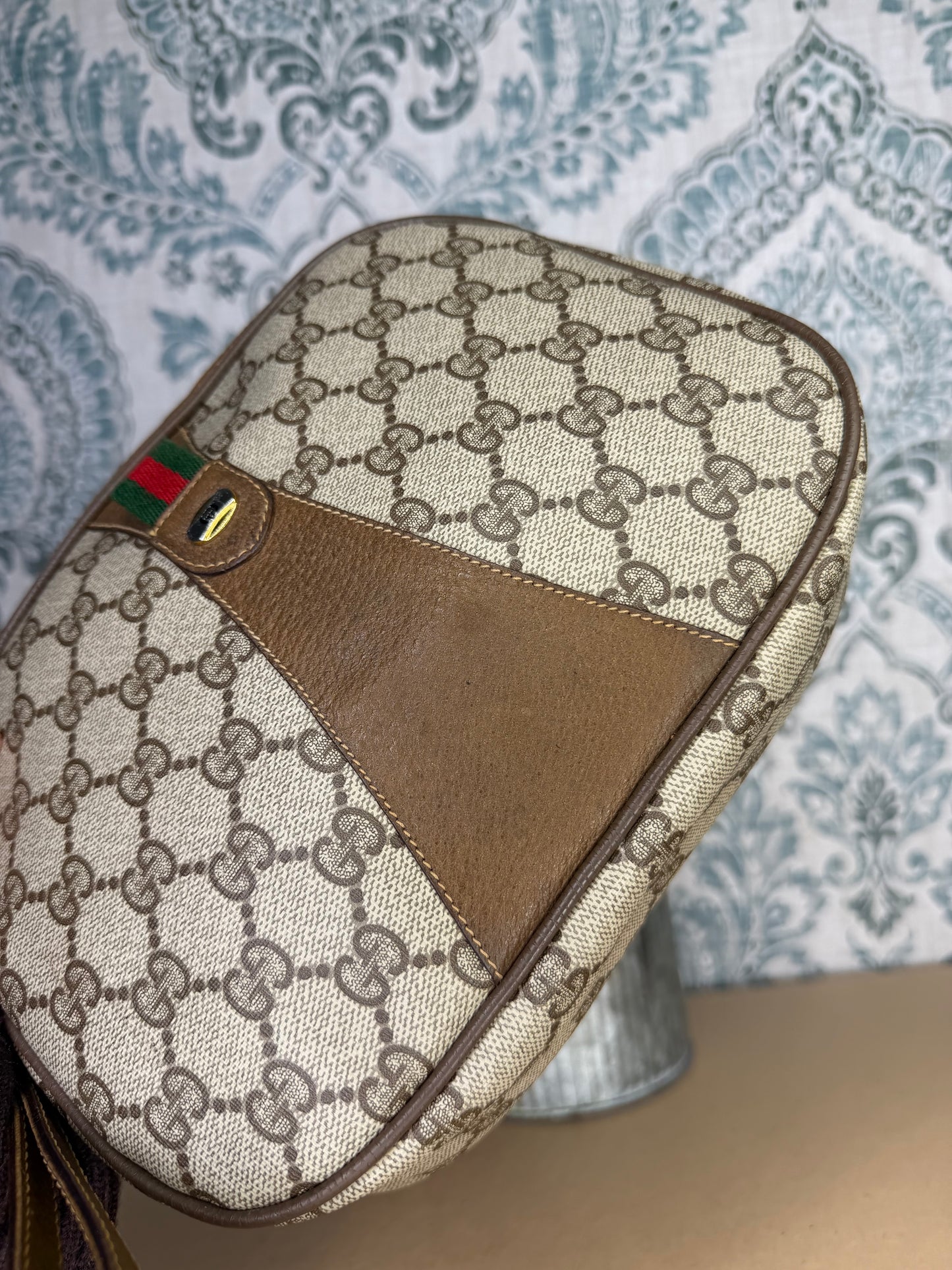 Gucci Supreme Sherry Line Wristlet Clutch