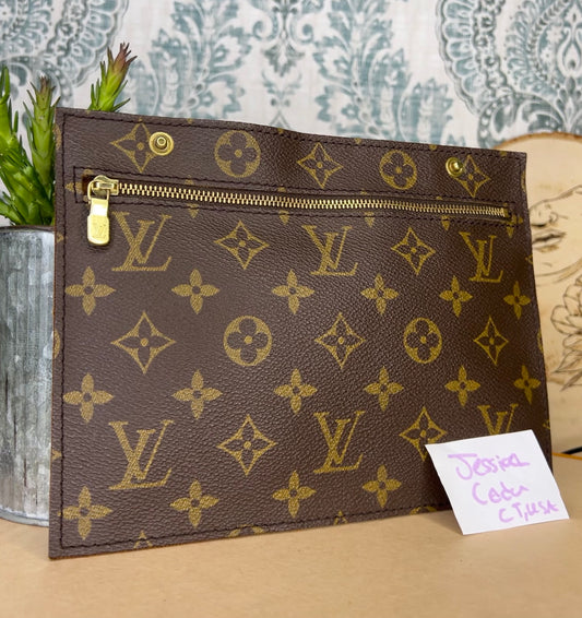 Louis Vuitton Randonnee Pouch