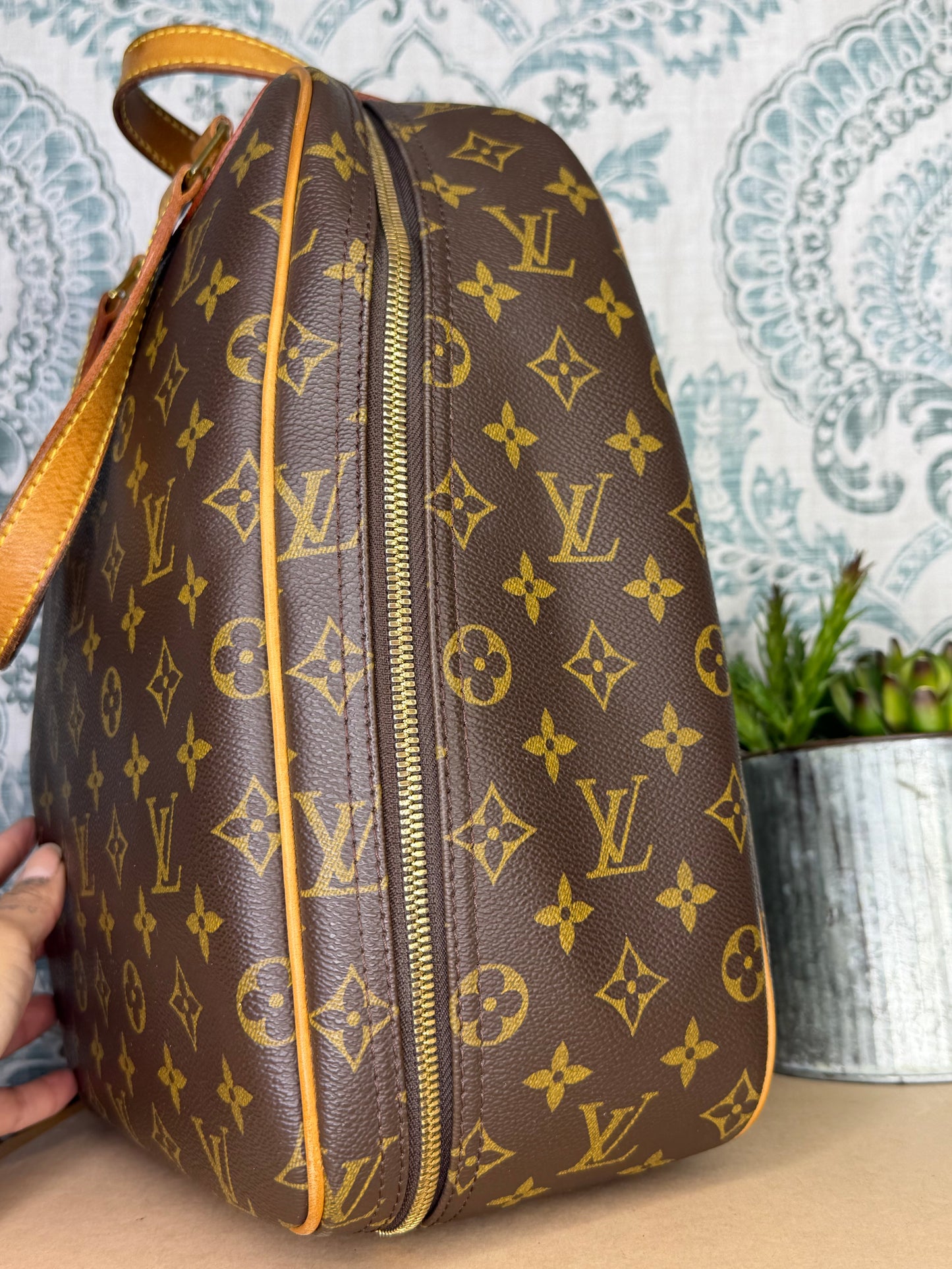 Louis Vuitton Excursion