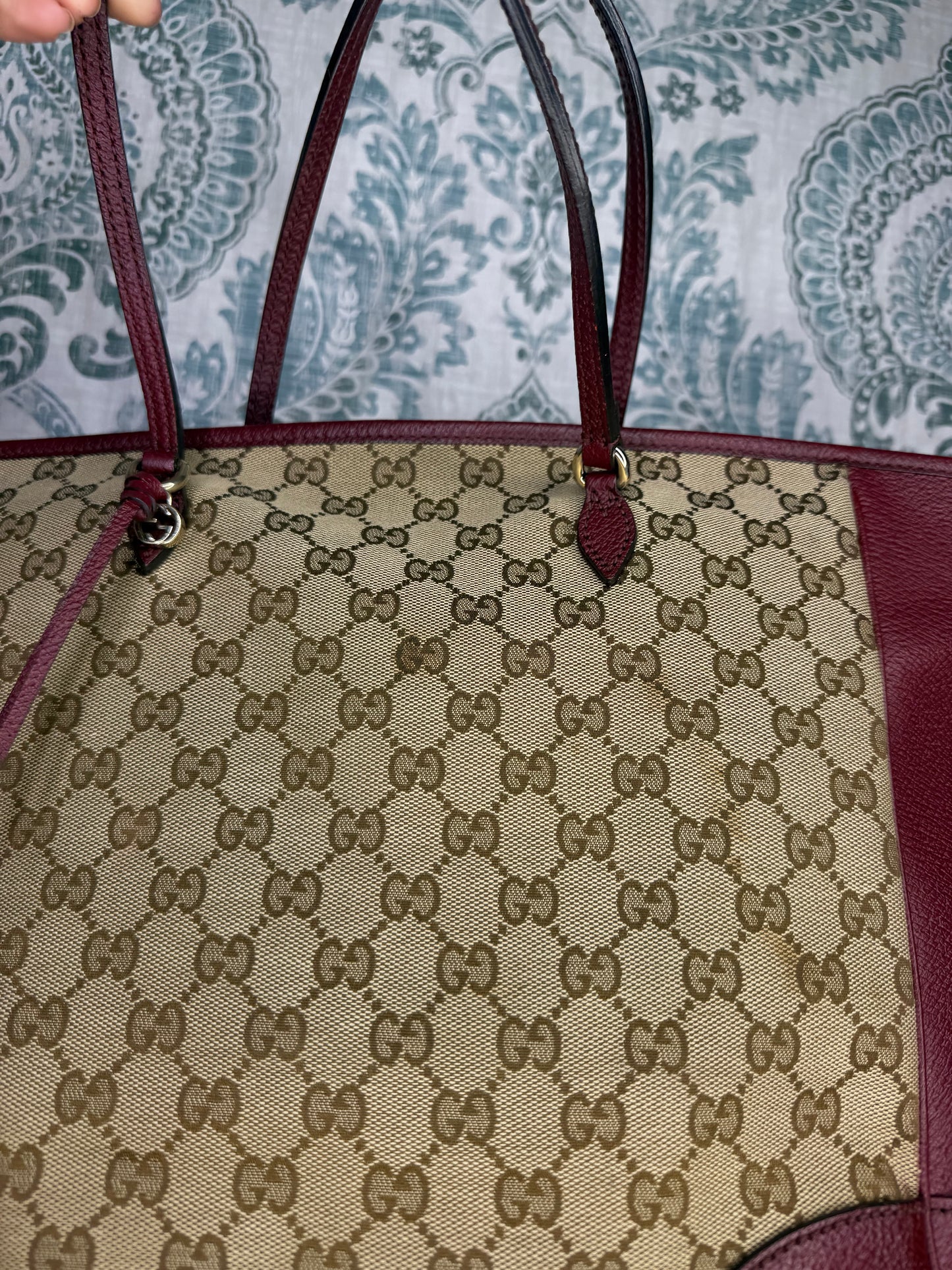 Gucci Medium Bree Zippered Tote