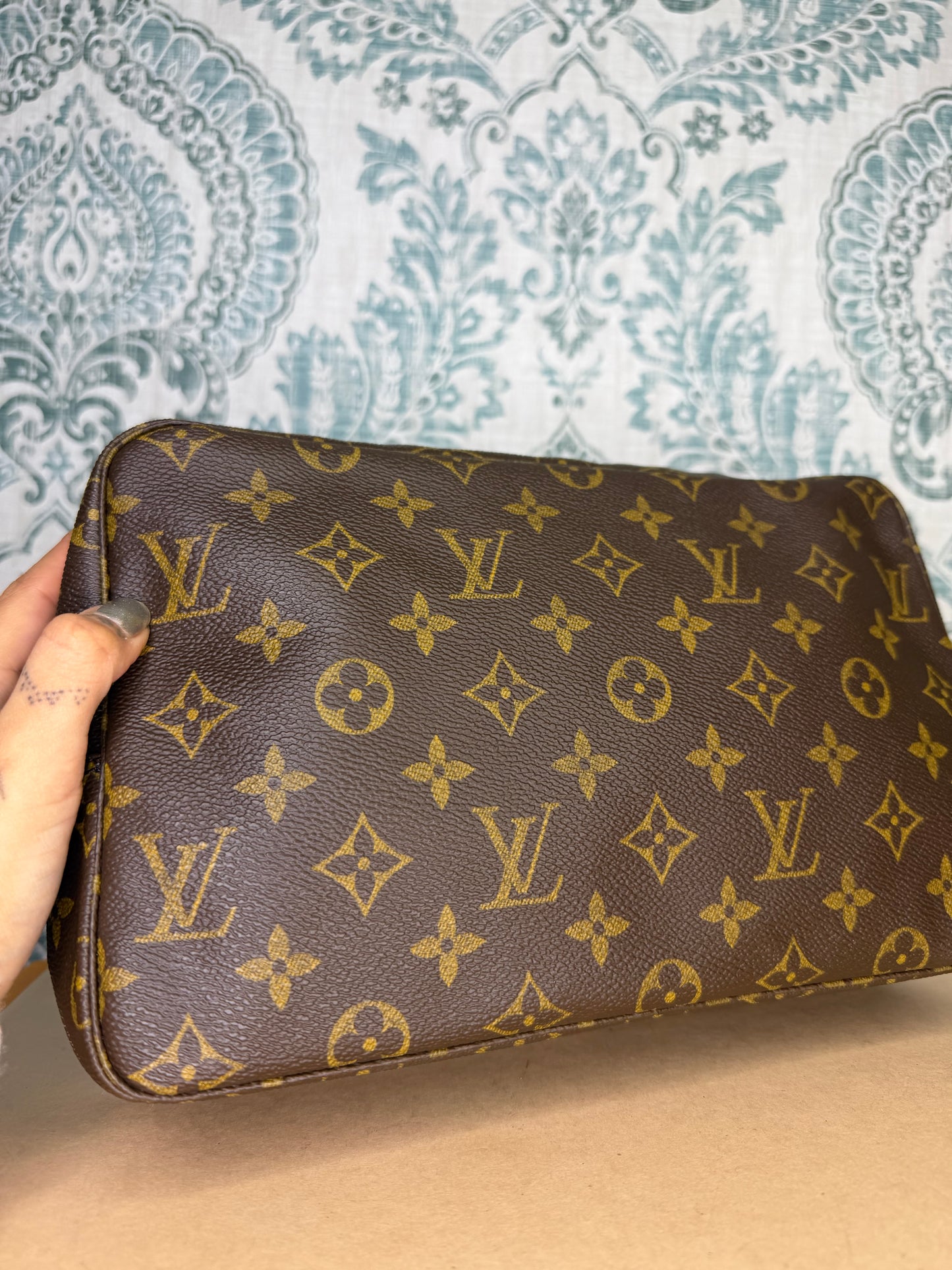 Louis Vuitton Trousse 28