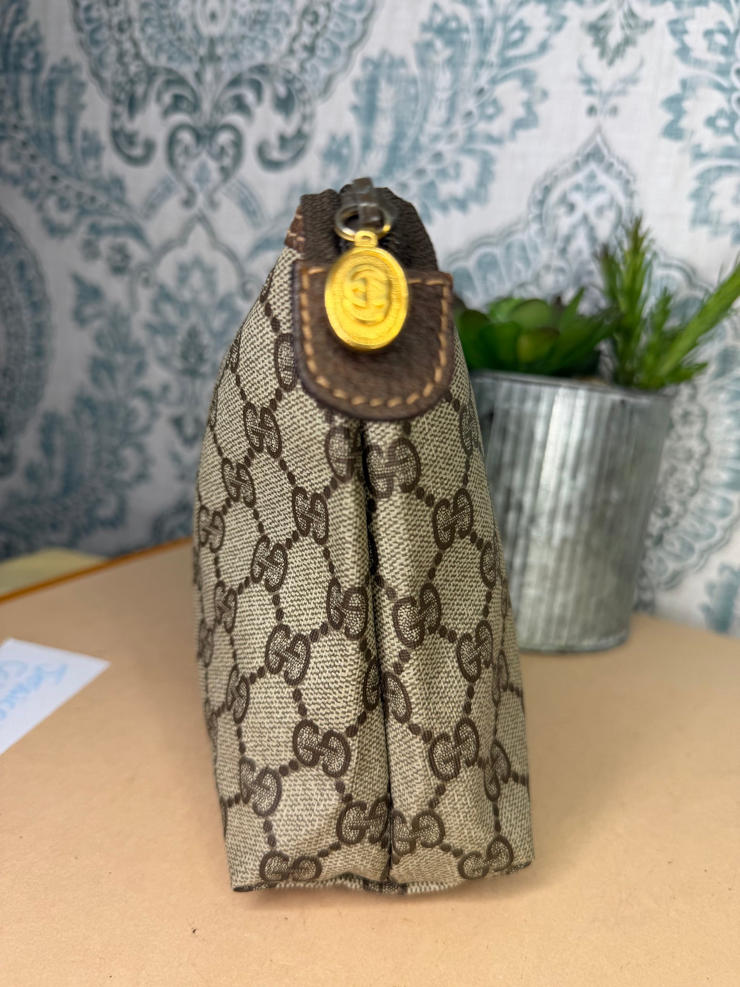 Gucci Supreme Brown Vintage Clutch / Pouch