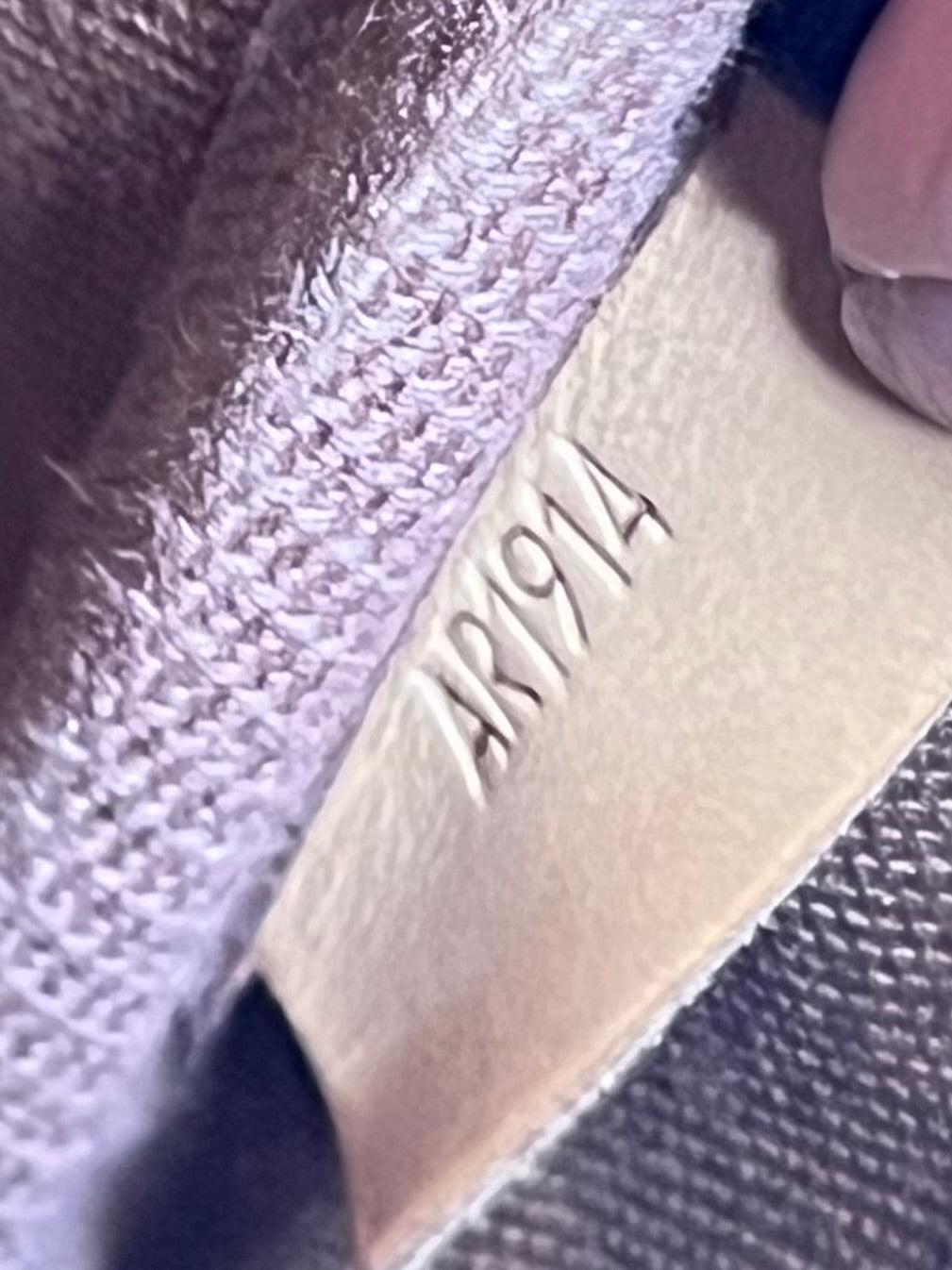 Louis Vuitton Saumur 30