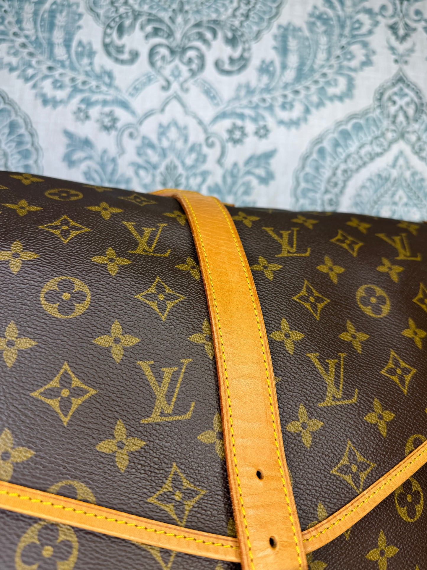 Louis Vuitton Saumur 35