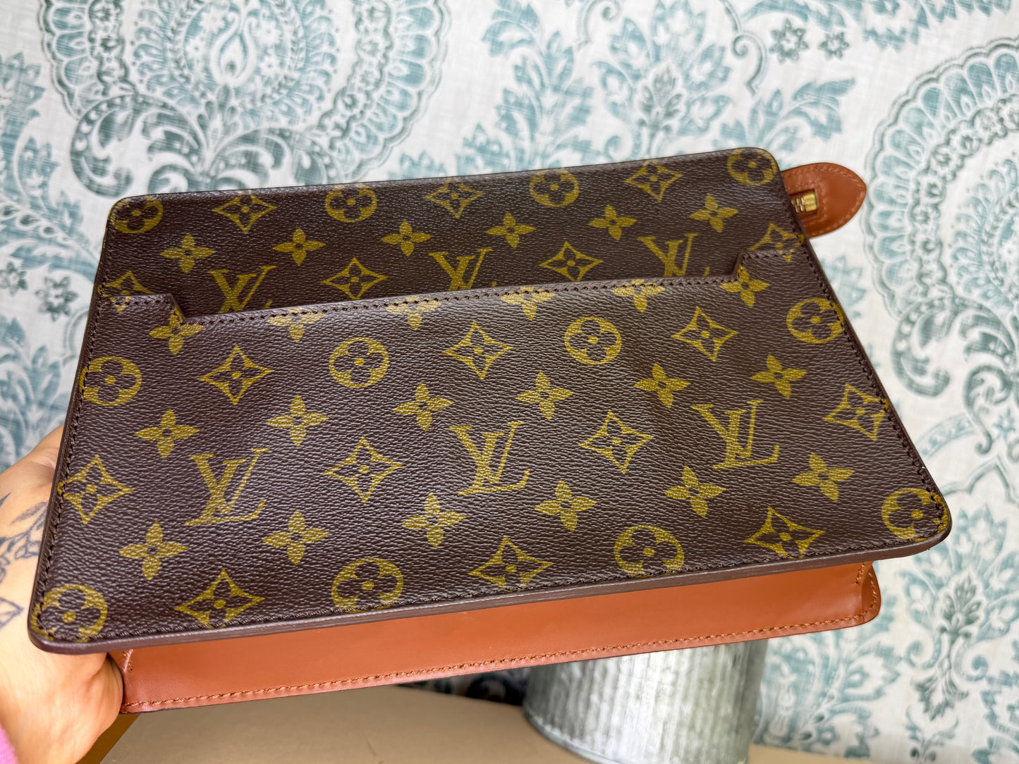 Louis Vuitton Pochette Homme Clutch
