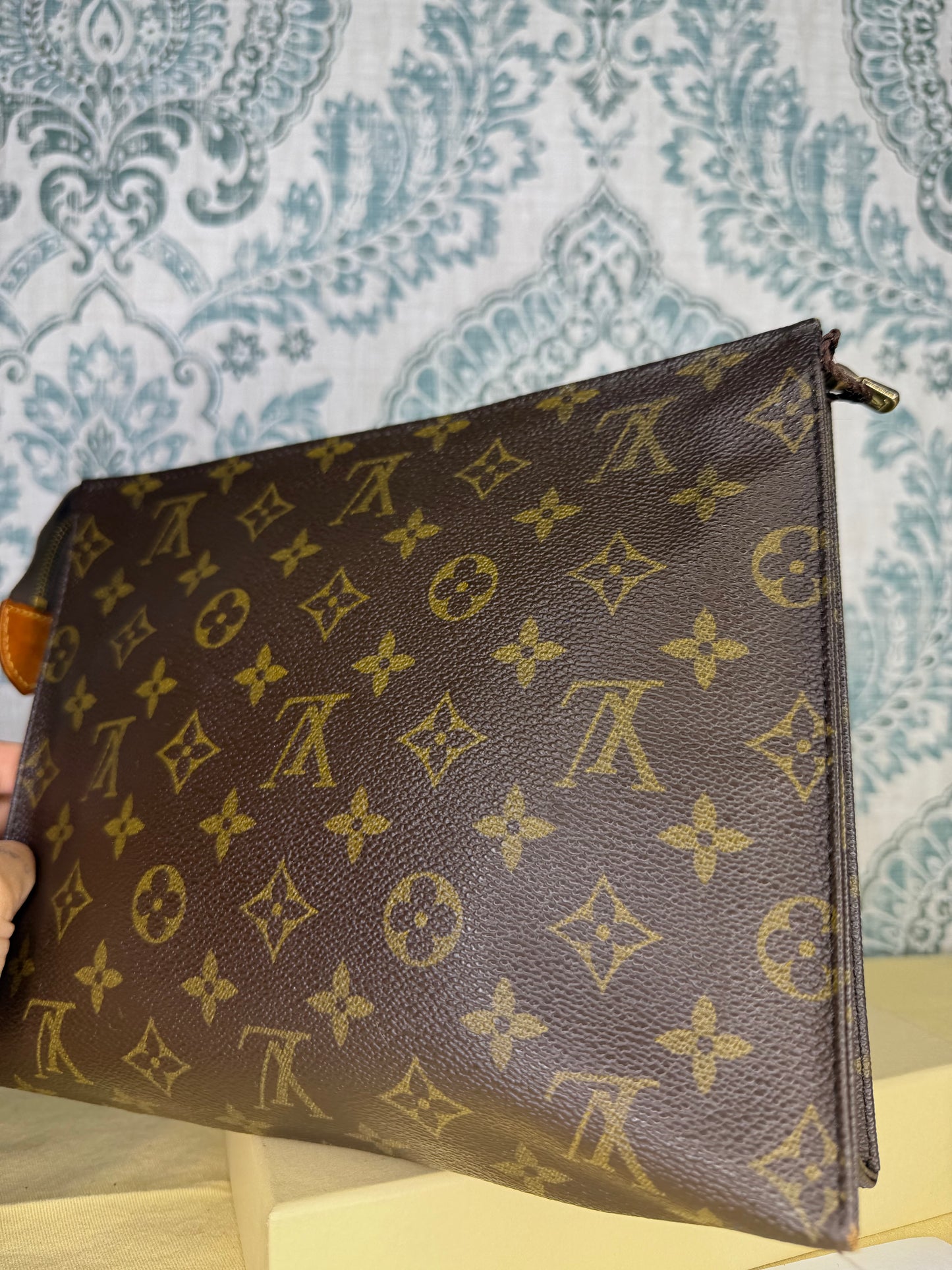 Louis Vuitton Monogram Toiletry 26