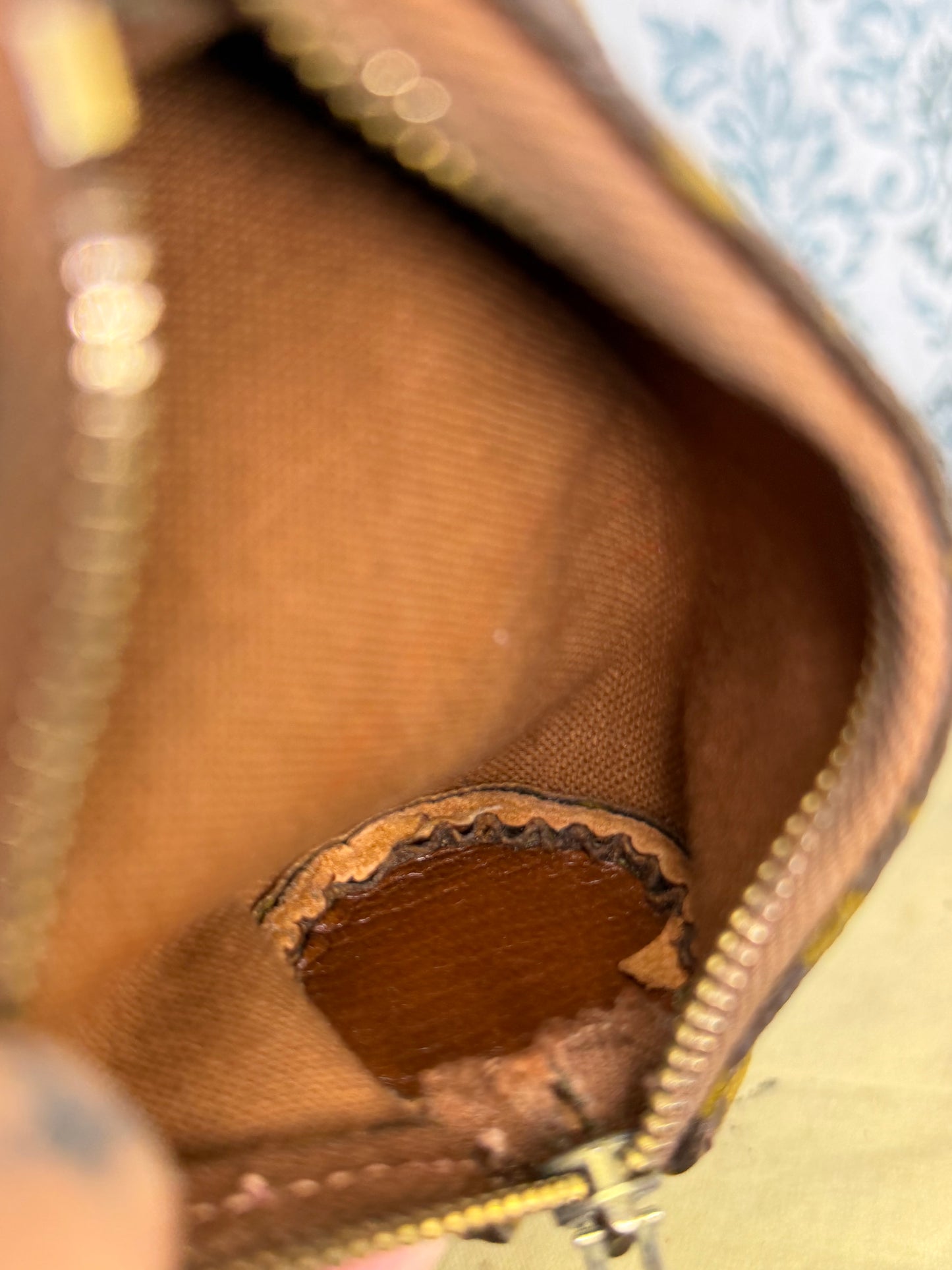 Louis Vuitton Etui 3 Balles De Golf Ball Pouch