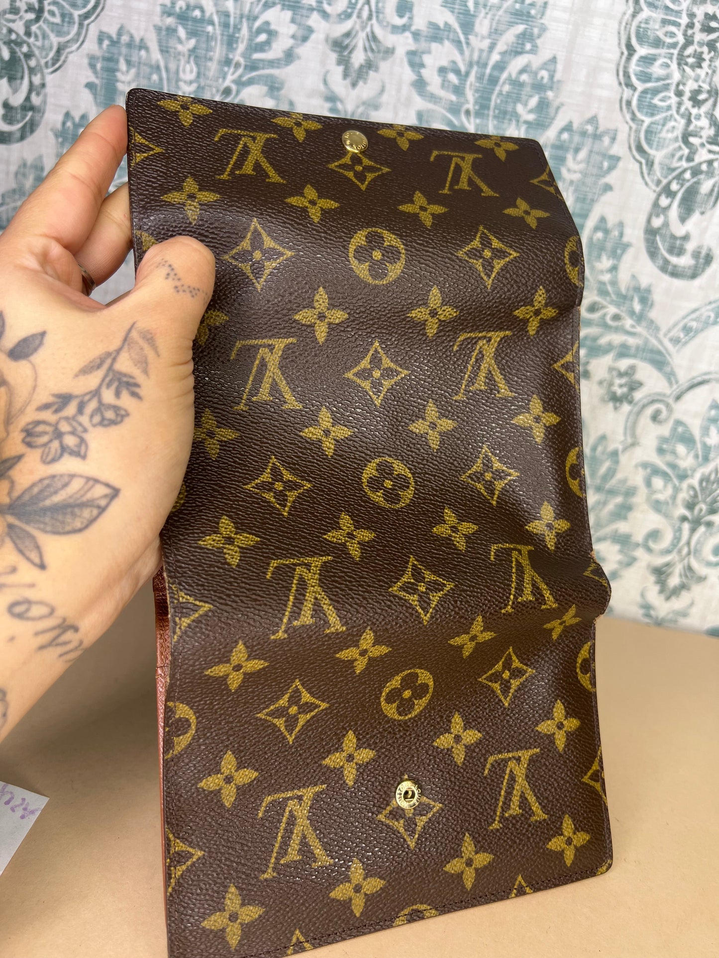 Louis Vuitton Monogram Passport Trifold Wallet #4