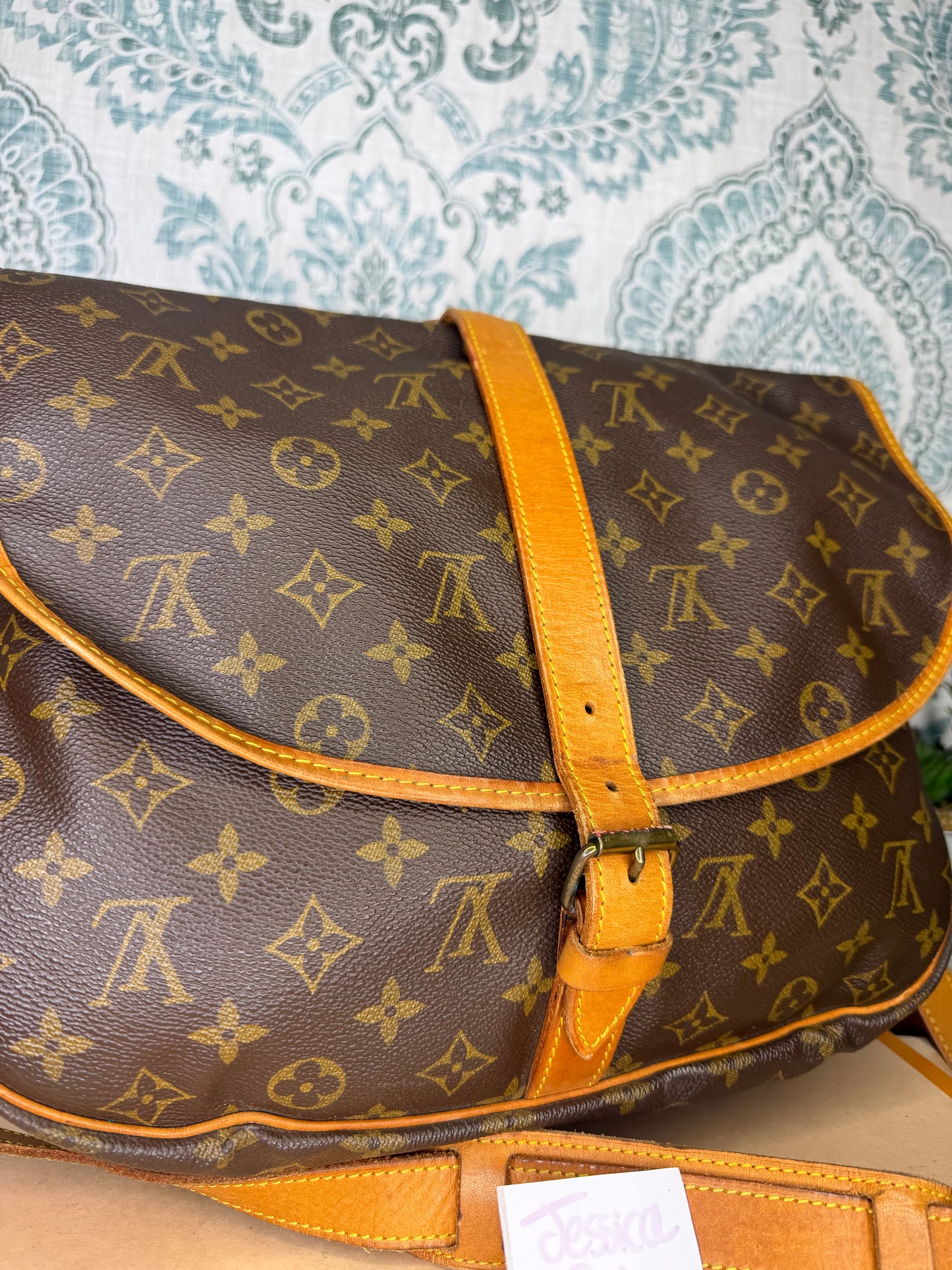 Louis Vuitton Saumur 35
