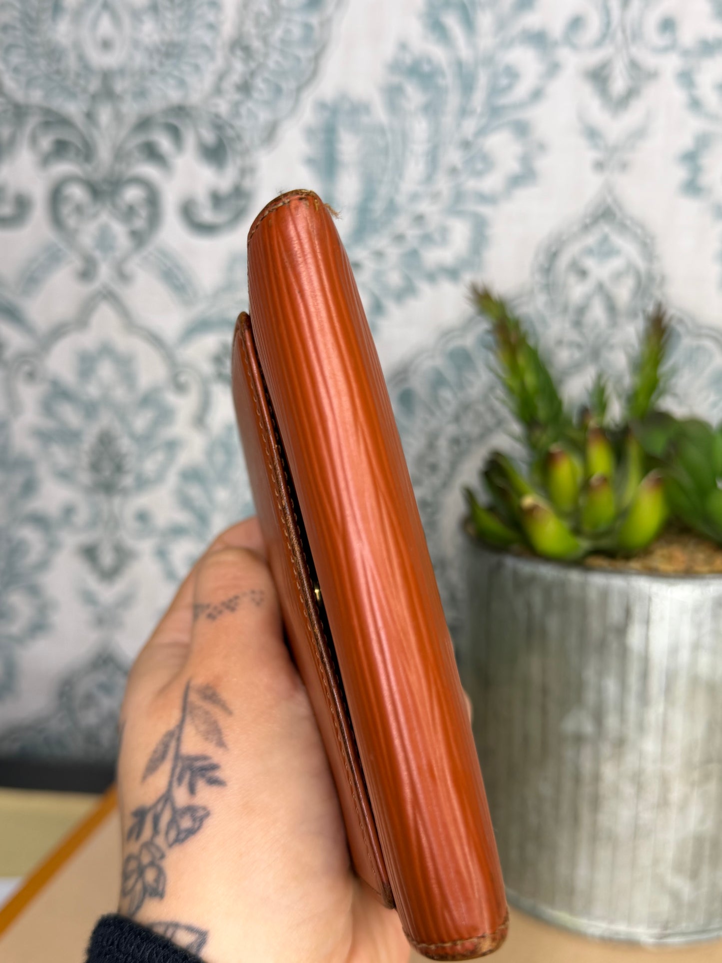 Louis Vuitton EPI Elise Wallet