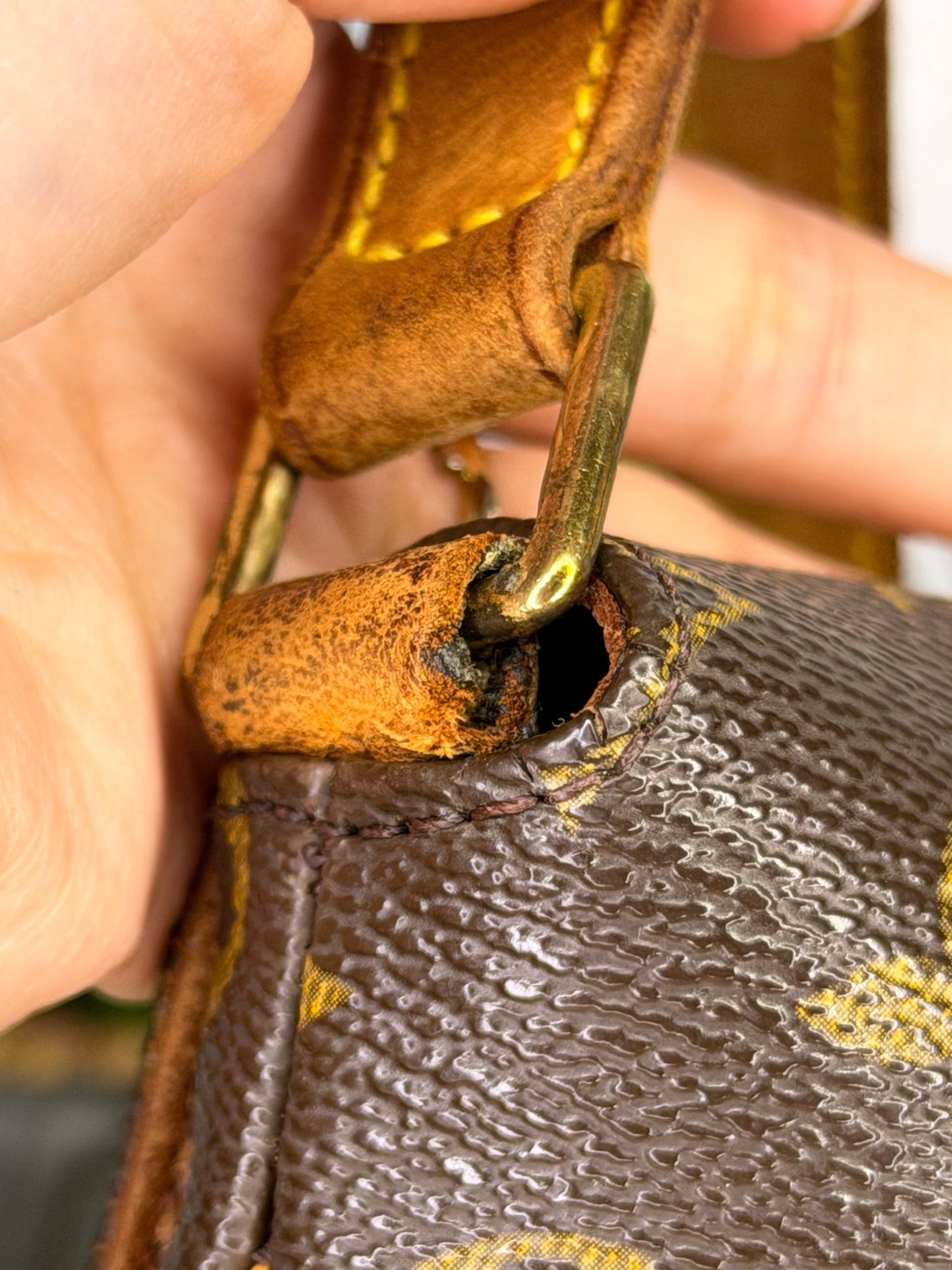 Louis Vuitton Musette Tango (short strap version)