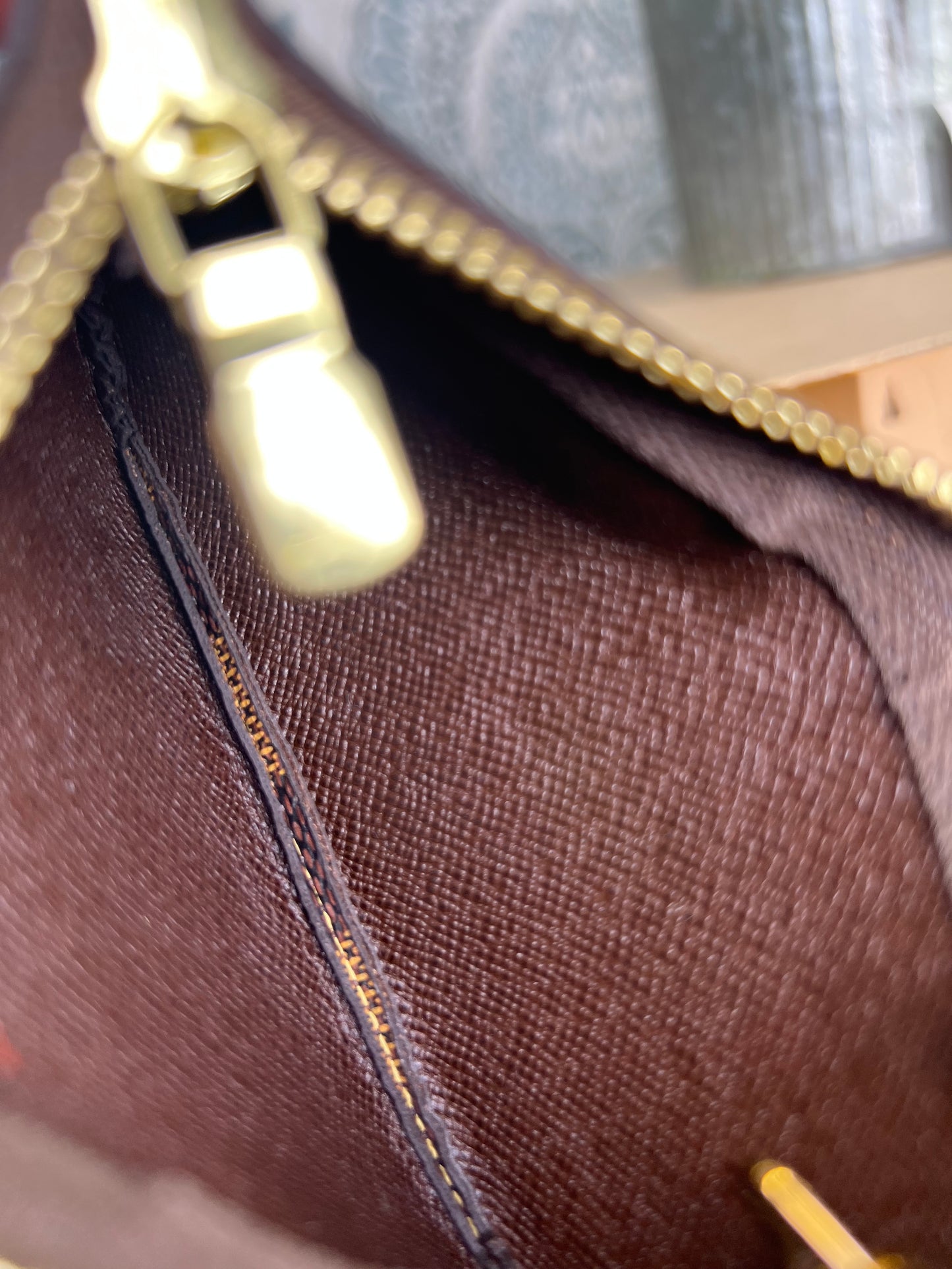 Louis Vuitton Damier Ebene Key Cles
