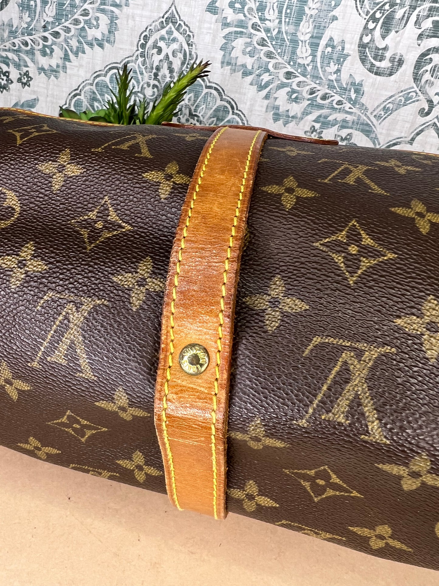 Louis Vuitton Saumur 30