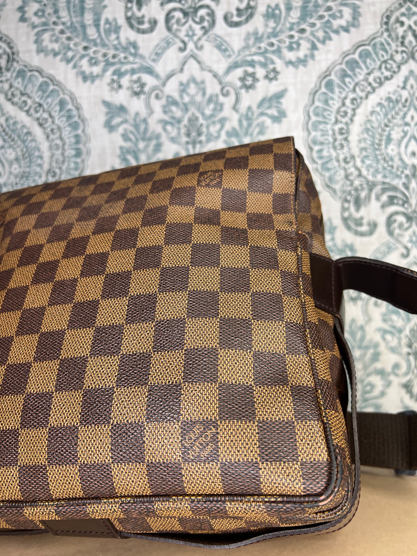 Louis Vuitton Damier Ebene Naviglio