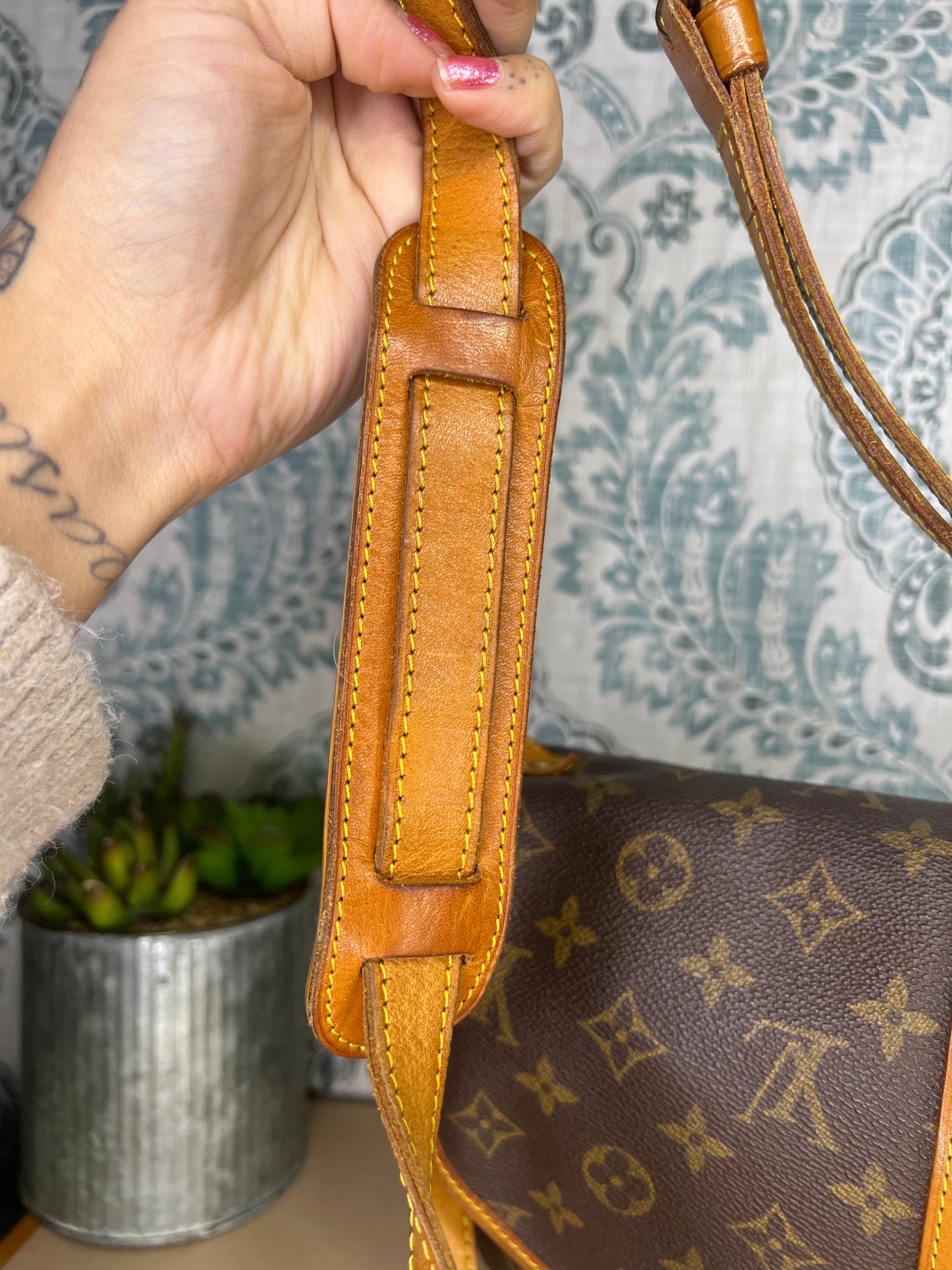 Louis Vuitton Saumur 30