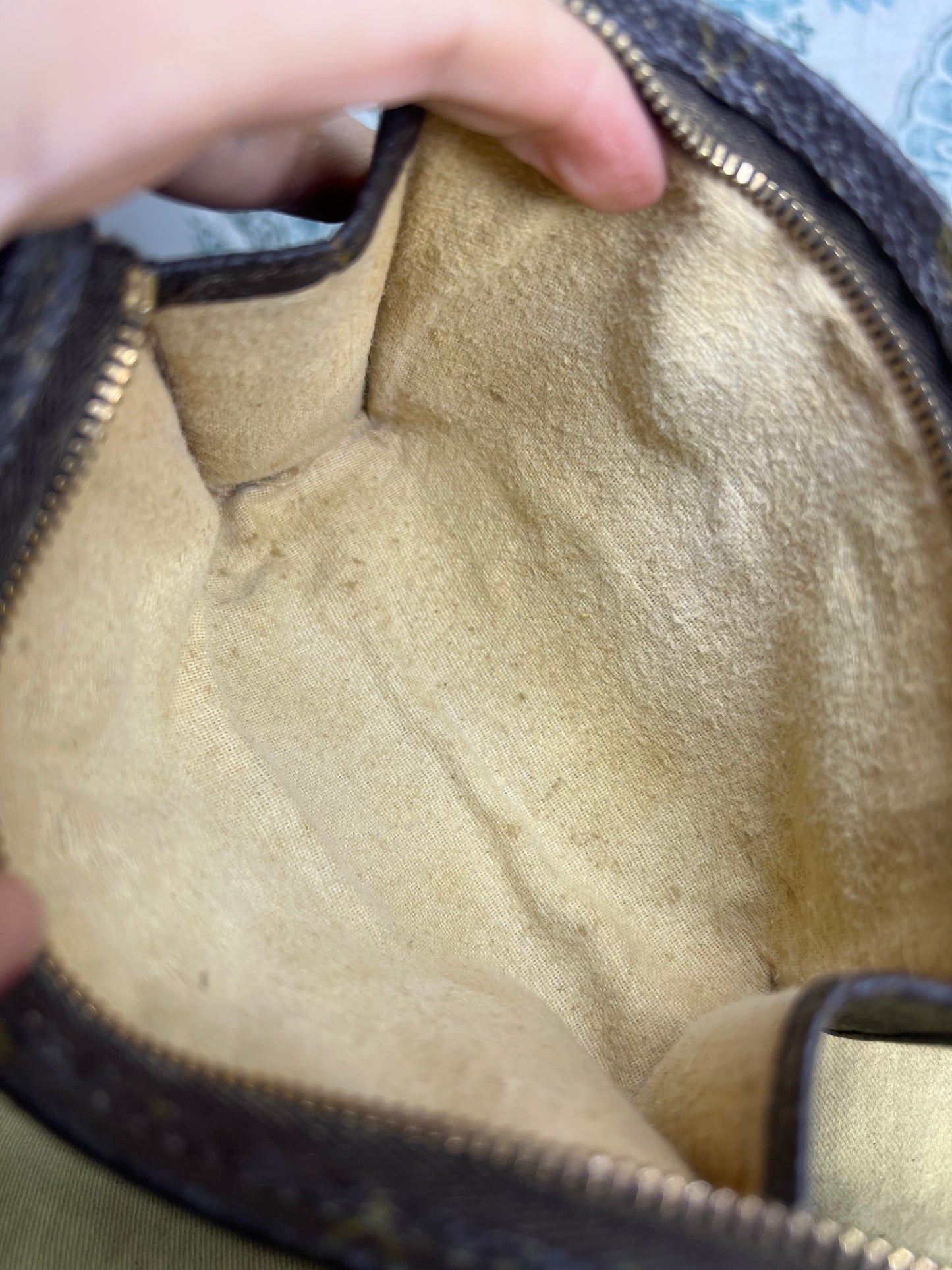 Louis Vuitton Toiletry 15