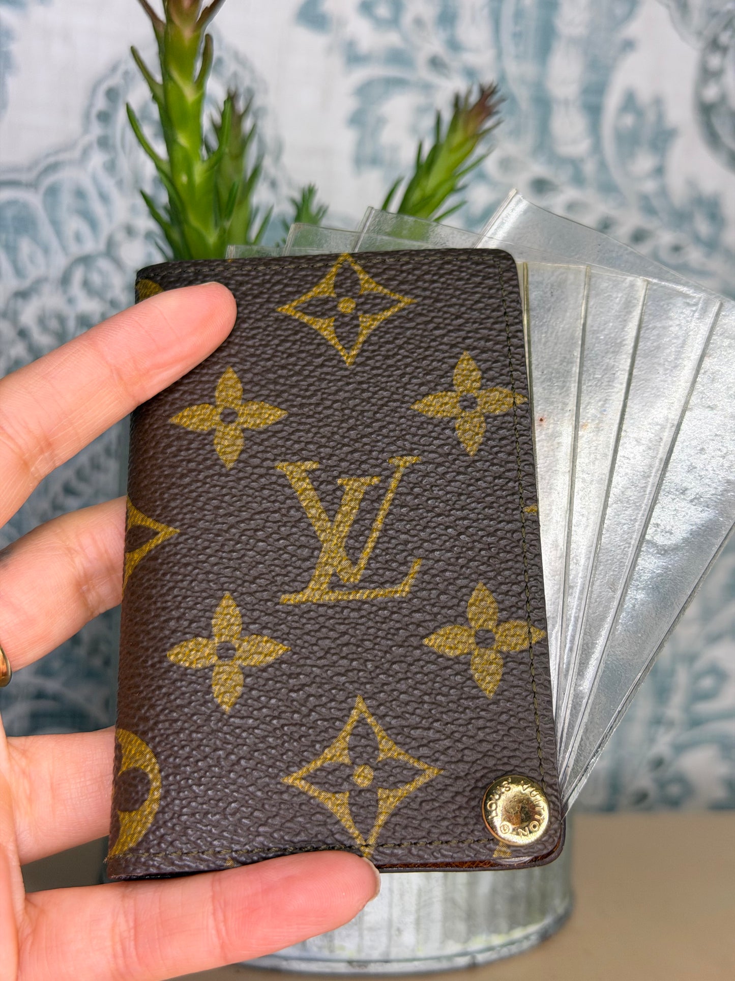Louis Vuitton Porte Cartes Pression