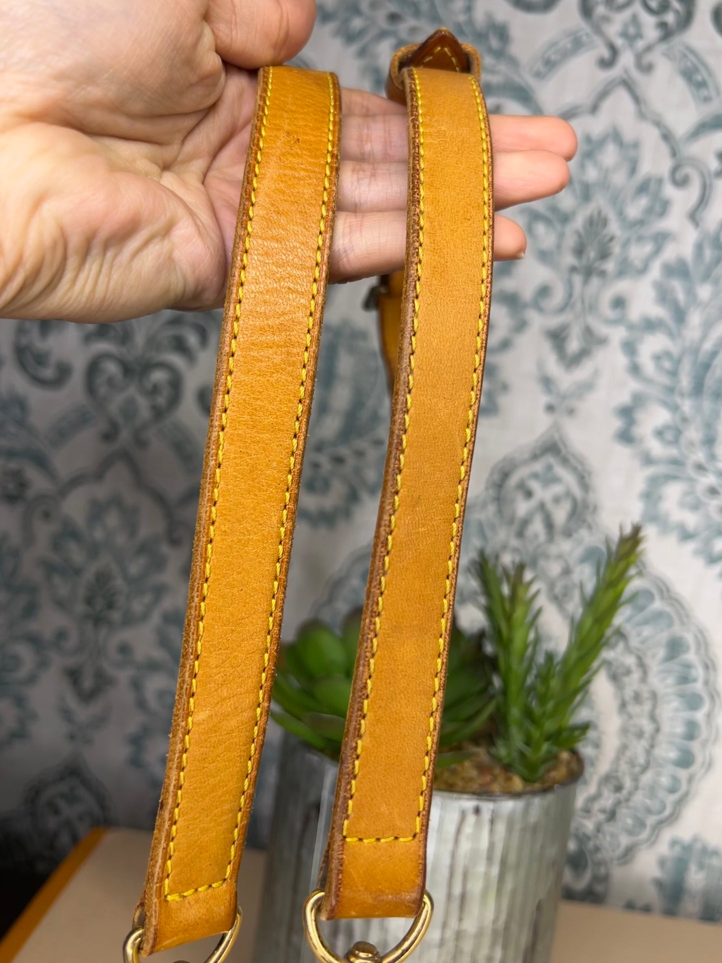 Louis Vuitton Vachetta Strap