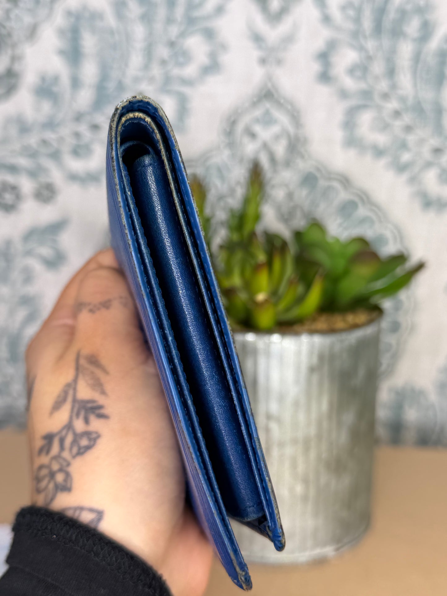 Louis Vuitton Epi Bifold Blue