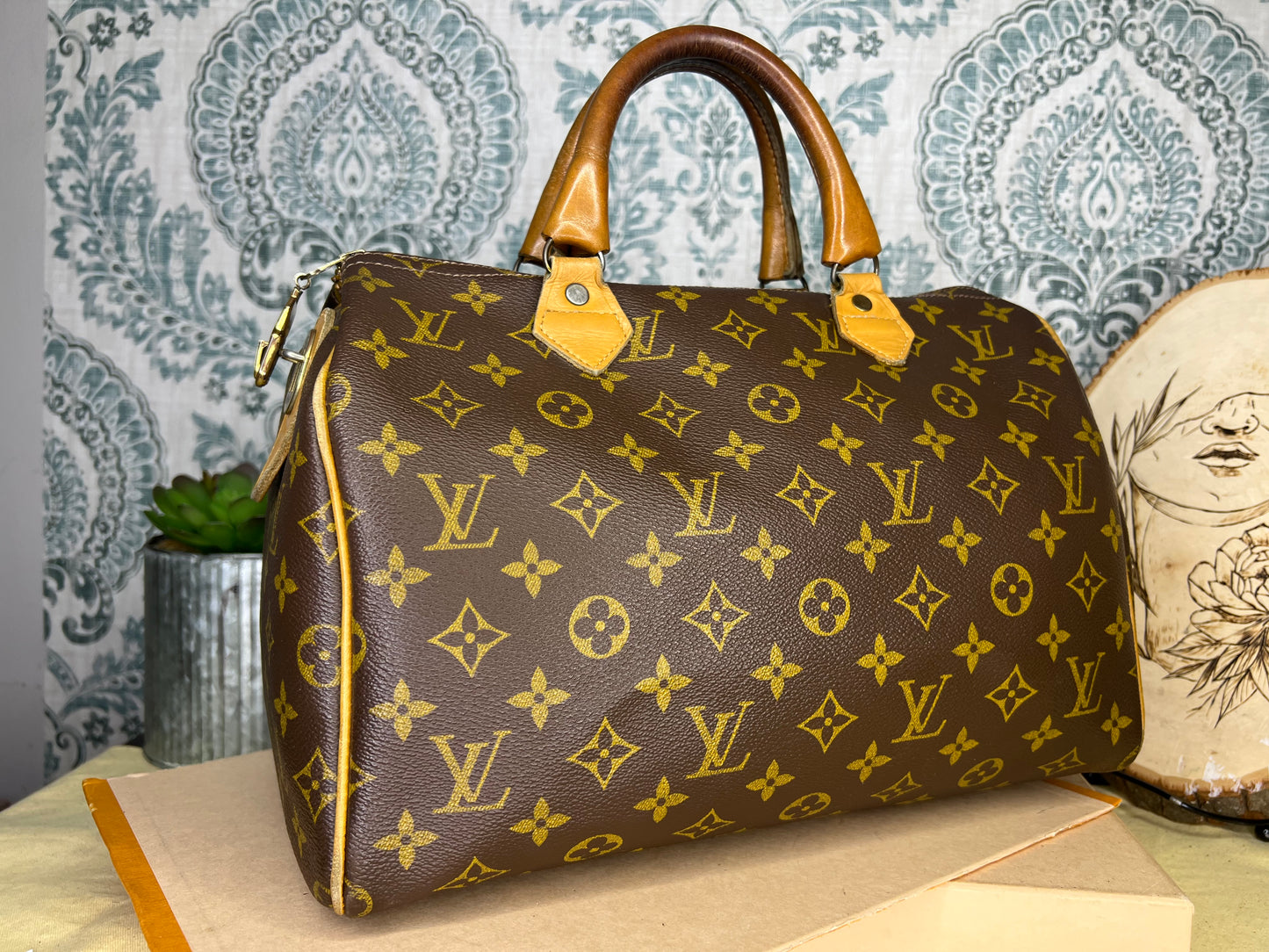 Louis Vuitton French Company Speedy 30