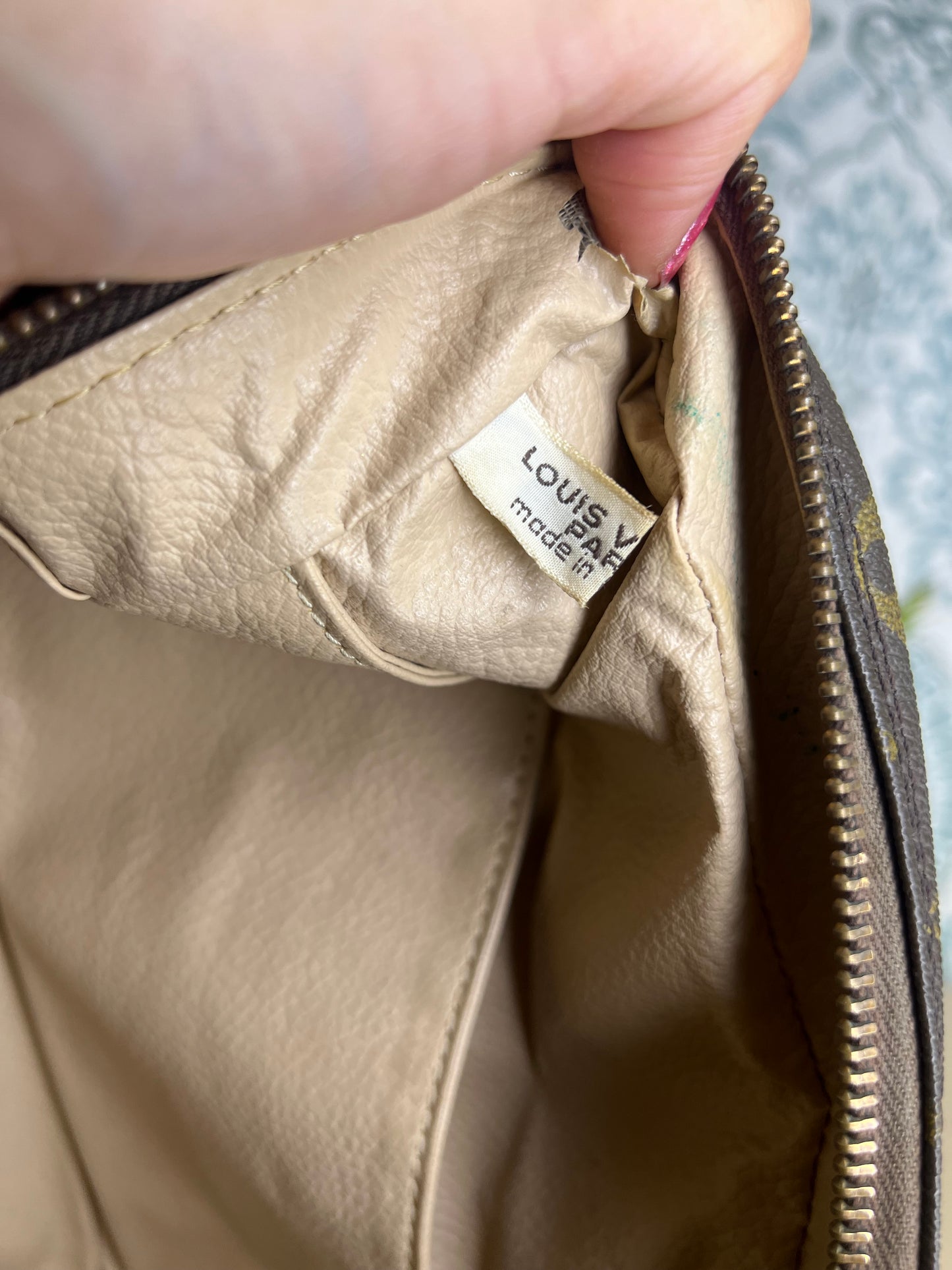 Louis Vuitton Trousse 28