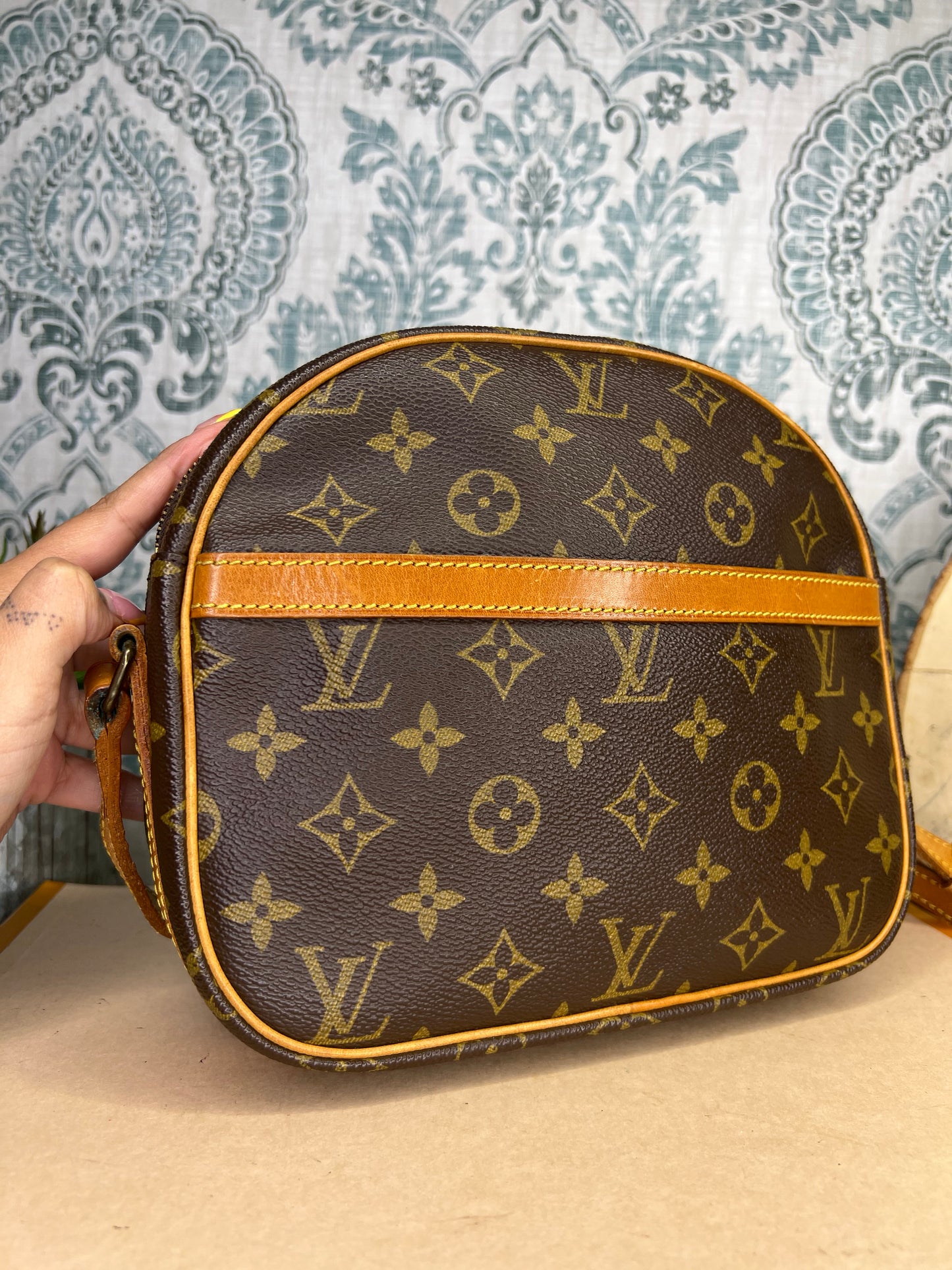 Louis Vuitton Senlis