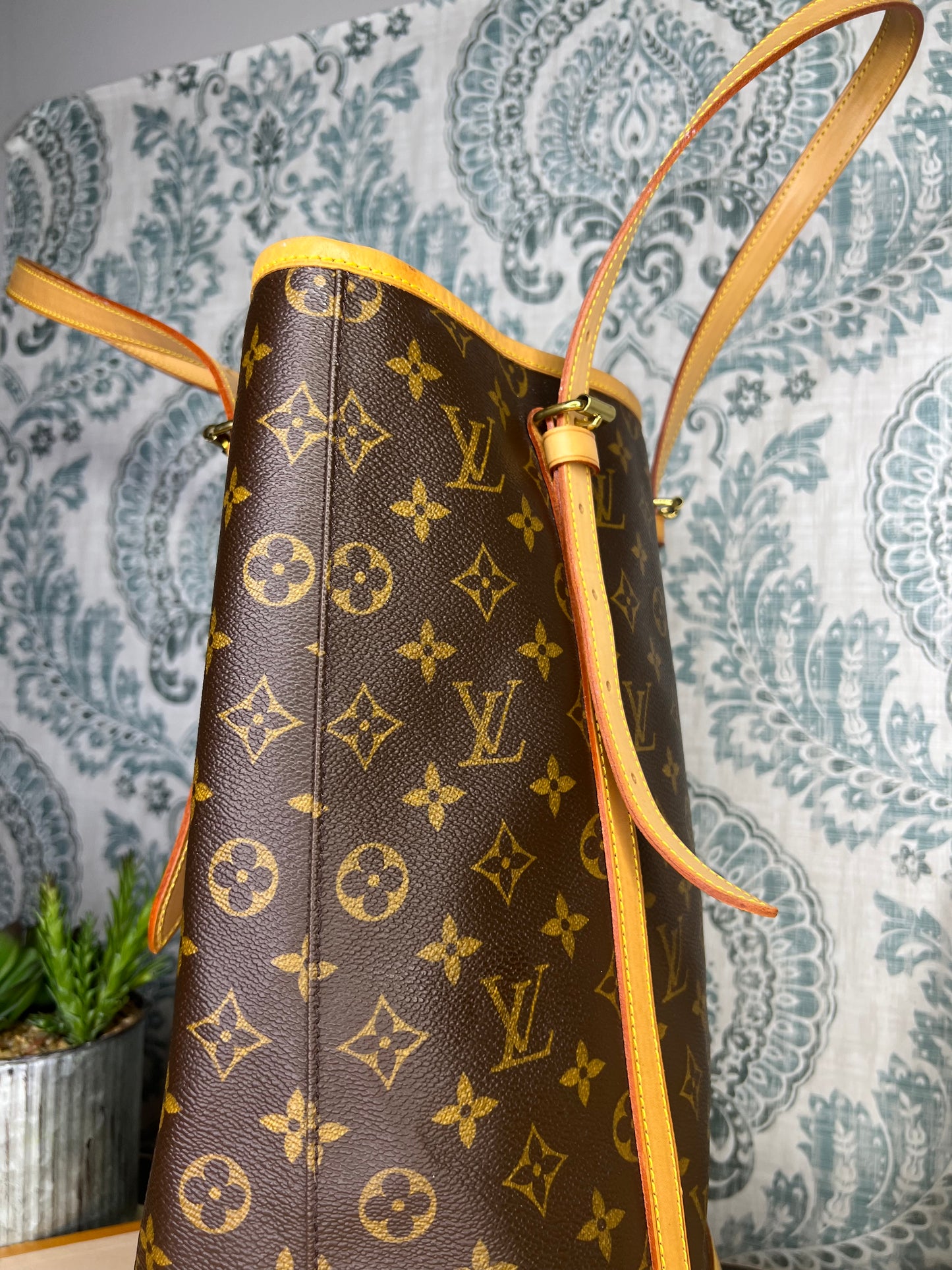Louis Vuitton Monogram Bucket GM