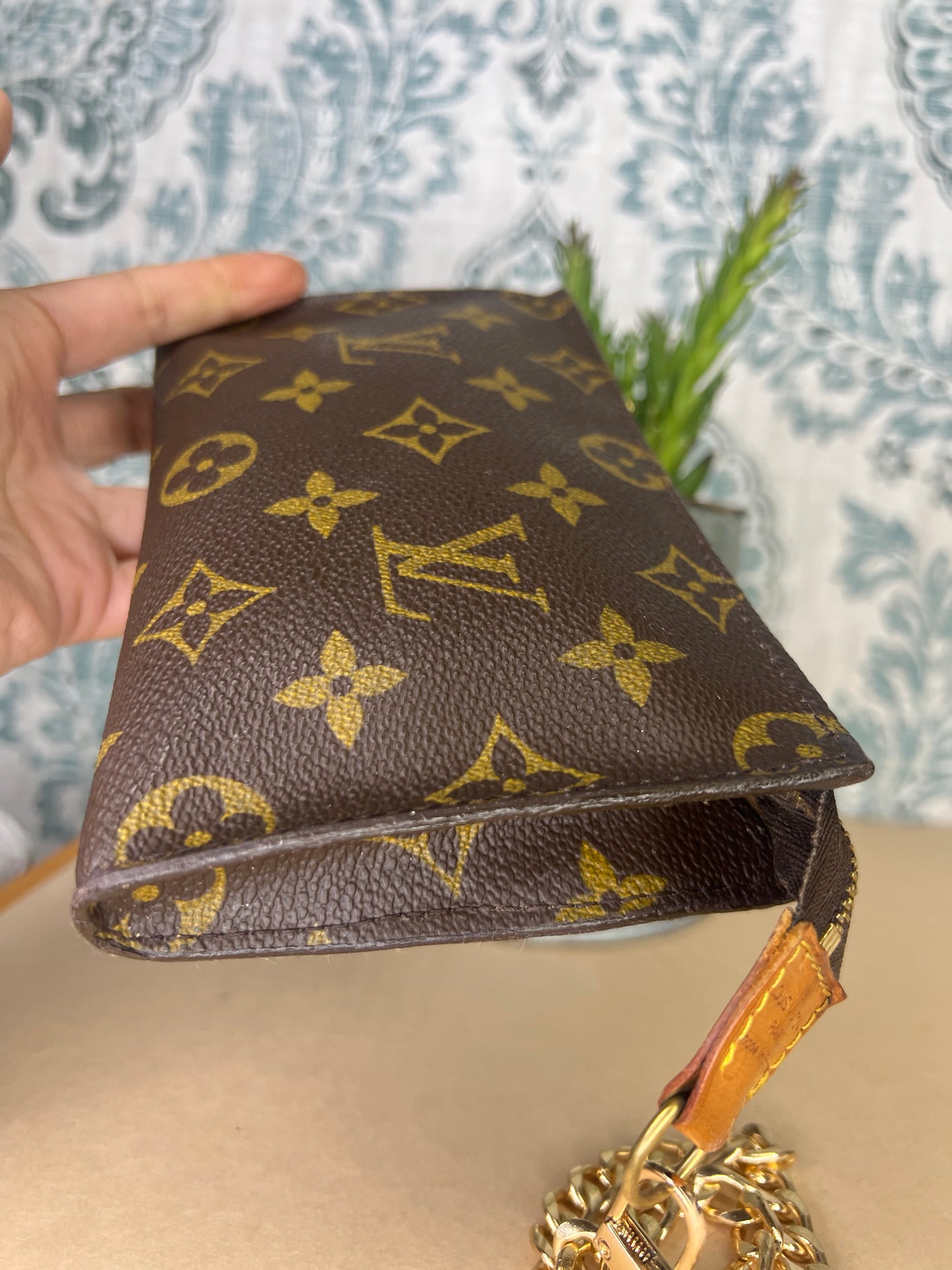 Louis Vuitton Bucket PM Pouch