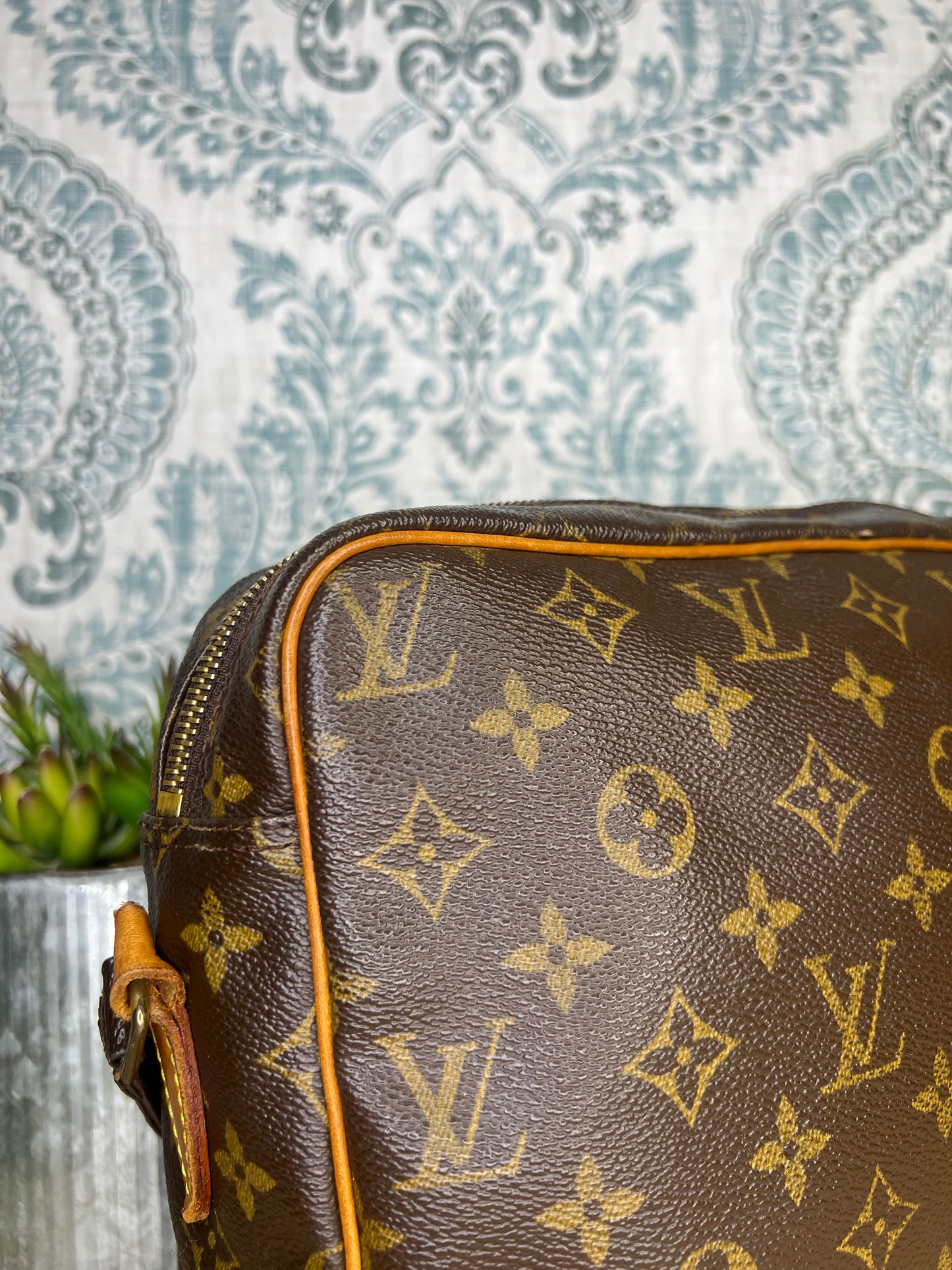 Louis Vuitton Nile PM
